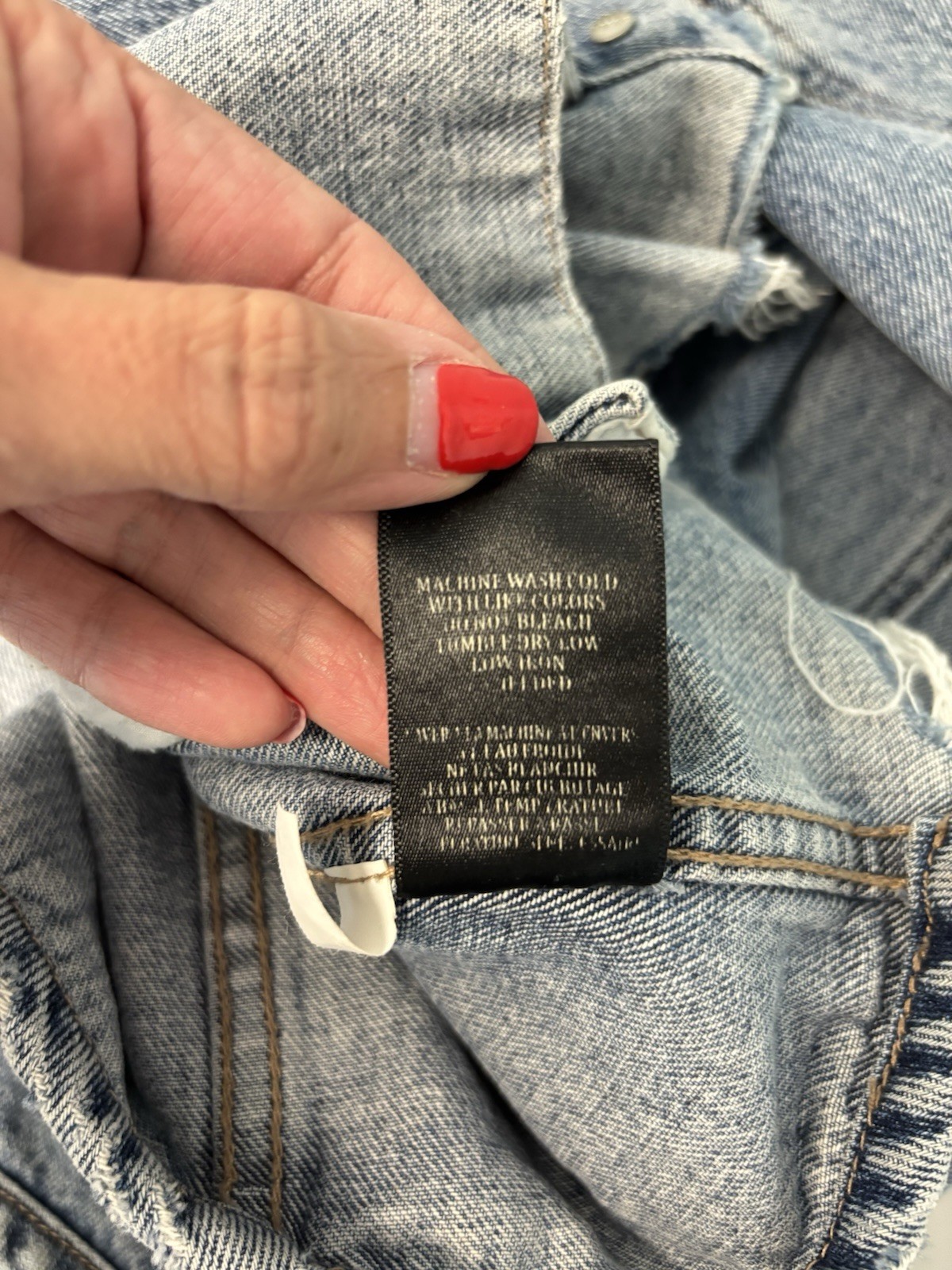 BLANKNYC Traffic Jam Denim Trucker Jacket Raw Hem Light Wash Size L