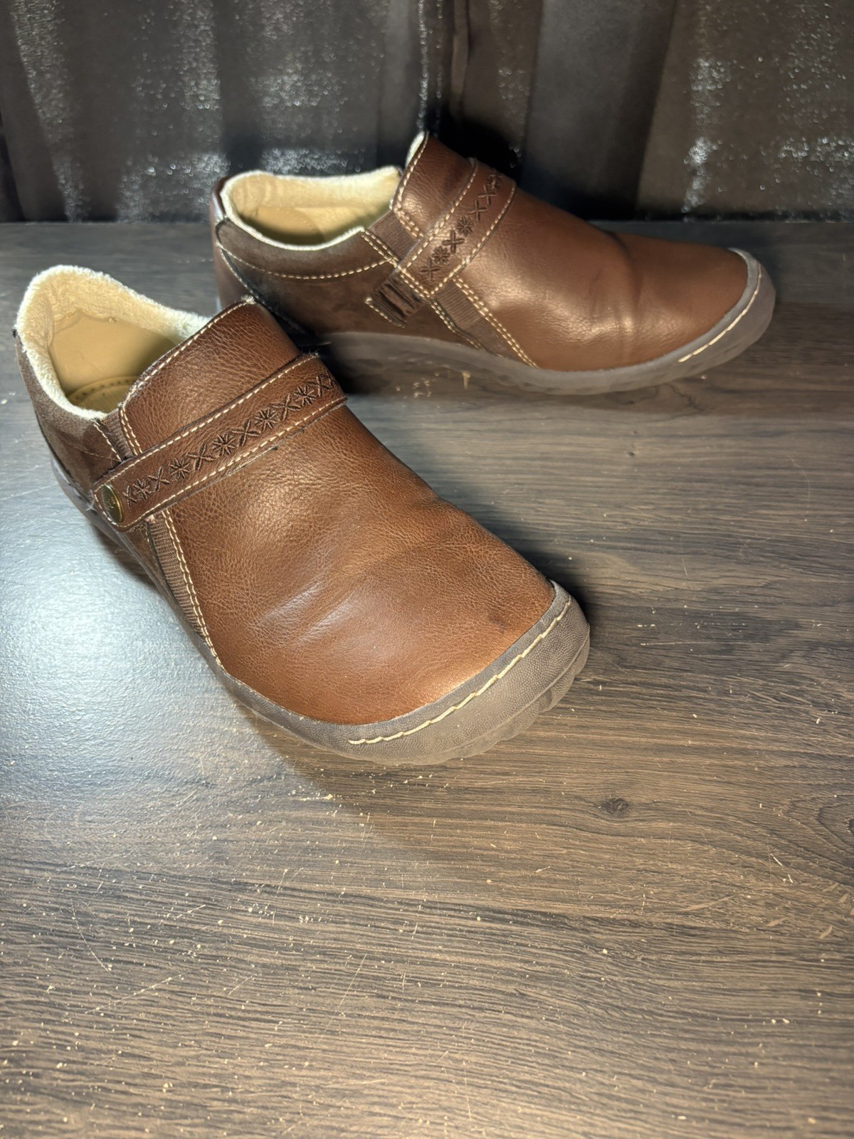EUC JBU by JAMBU Blakely Woman’s Size 8M Brown Shoes Vegan Leather Textile