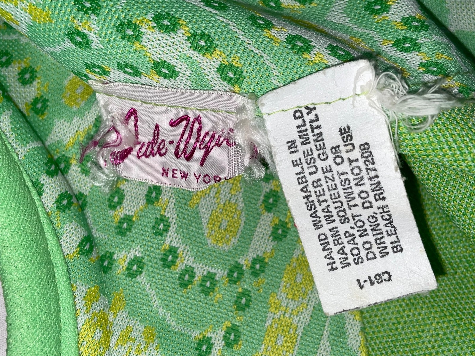 VTG 60S 70S WOMENS POLYESTER PAISLEY GREEN WHITE YELLOW SCOOTER DISCO GOGO DRESS