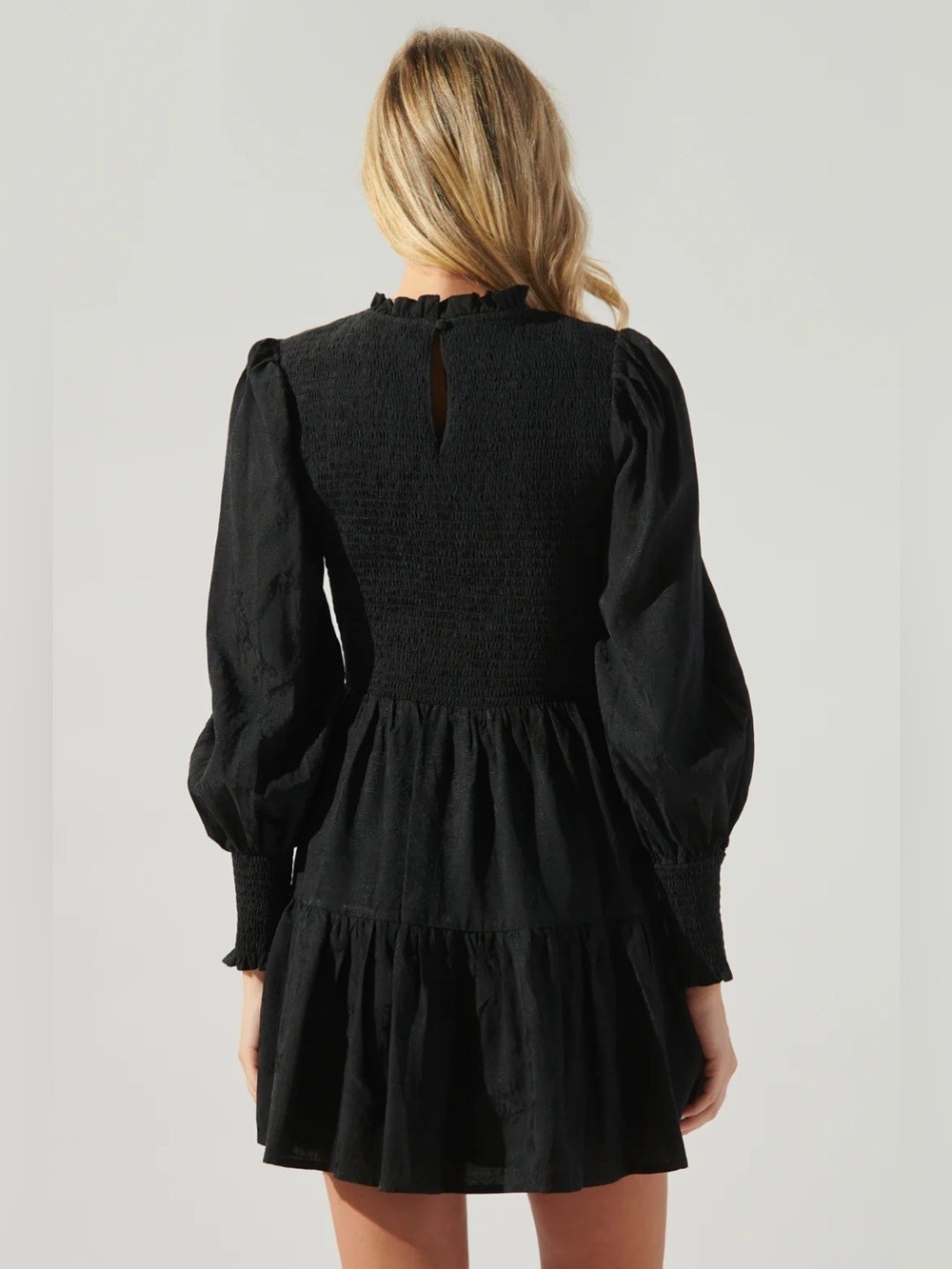 NWT Sugarlips Linen Blend Elizabeth High Neck Smocked Long Sleeve Dress $99