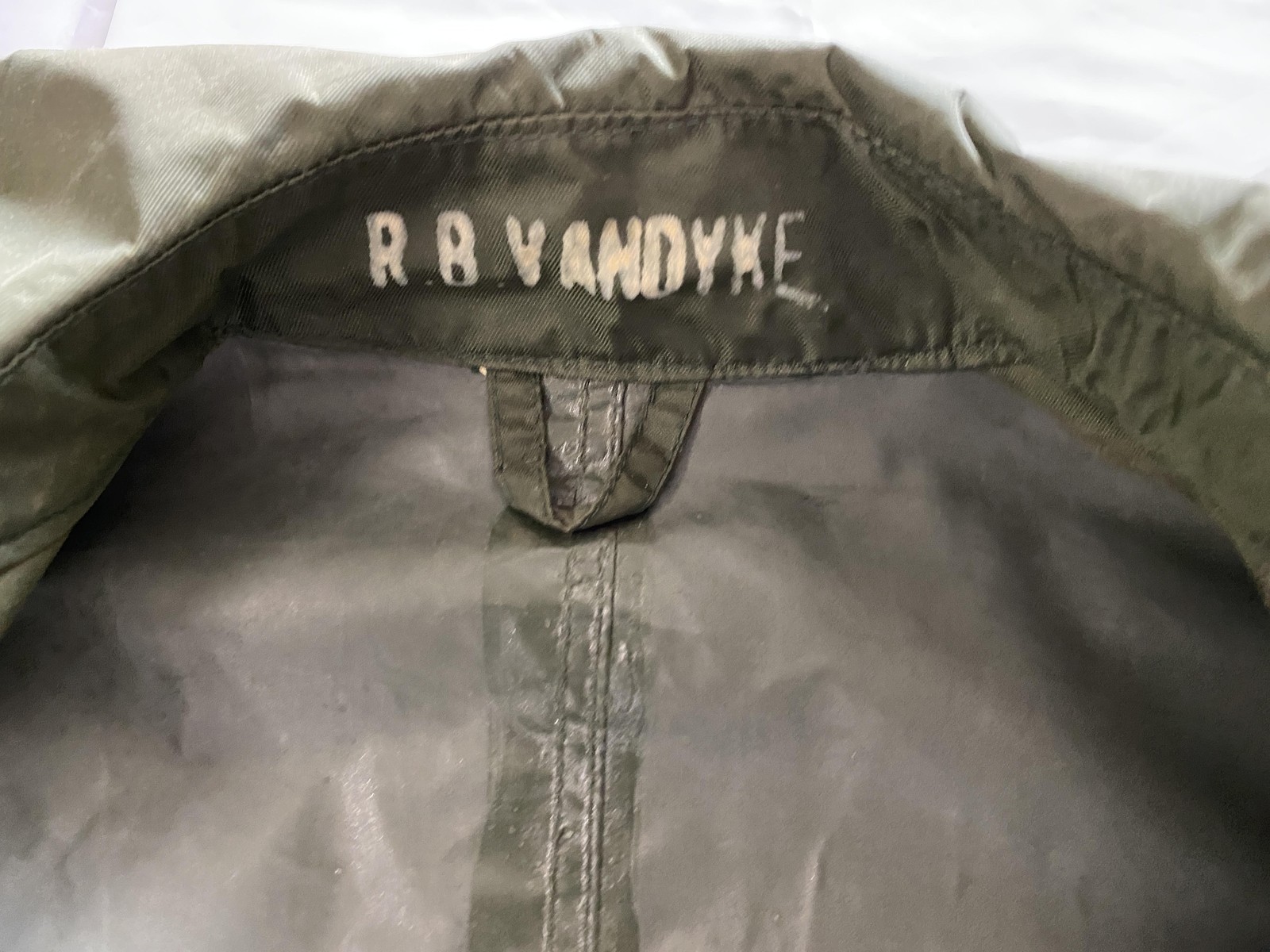 Vintage Military Blauer Raincoat Mens Green Nylon Rubber Coated Jacket Vietnam