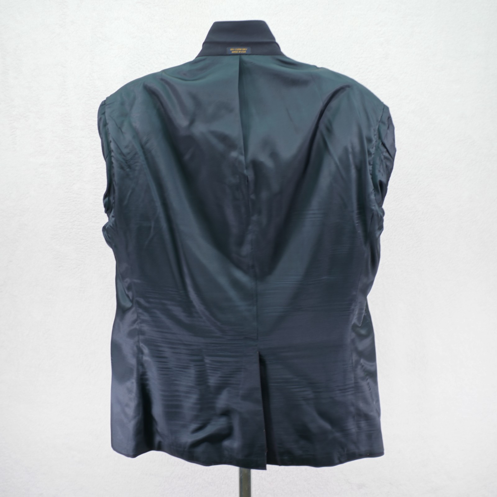 Tailor’s Row Deansgate Worsted Wool Gold Button Blazer 48R