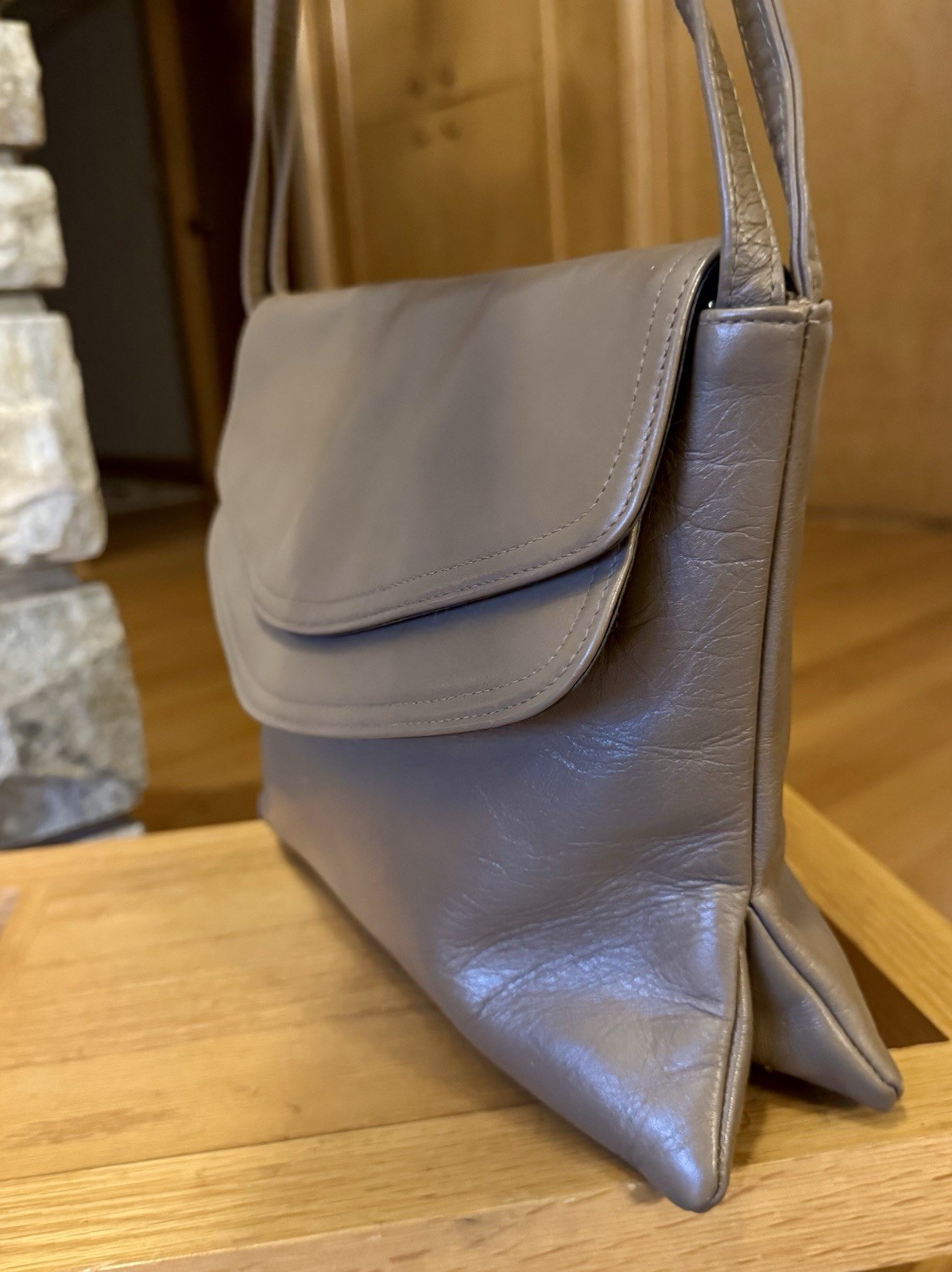 Italian Leather Shoulder Bag 2 Flap Tan Saddlebag Divided Purse Gold Logo Fob