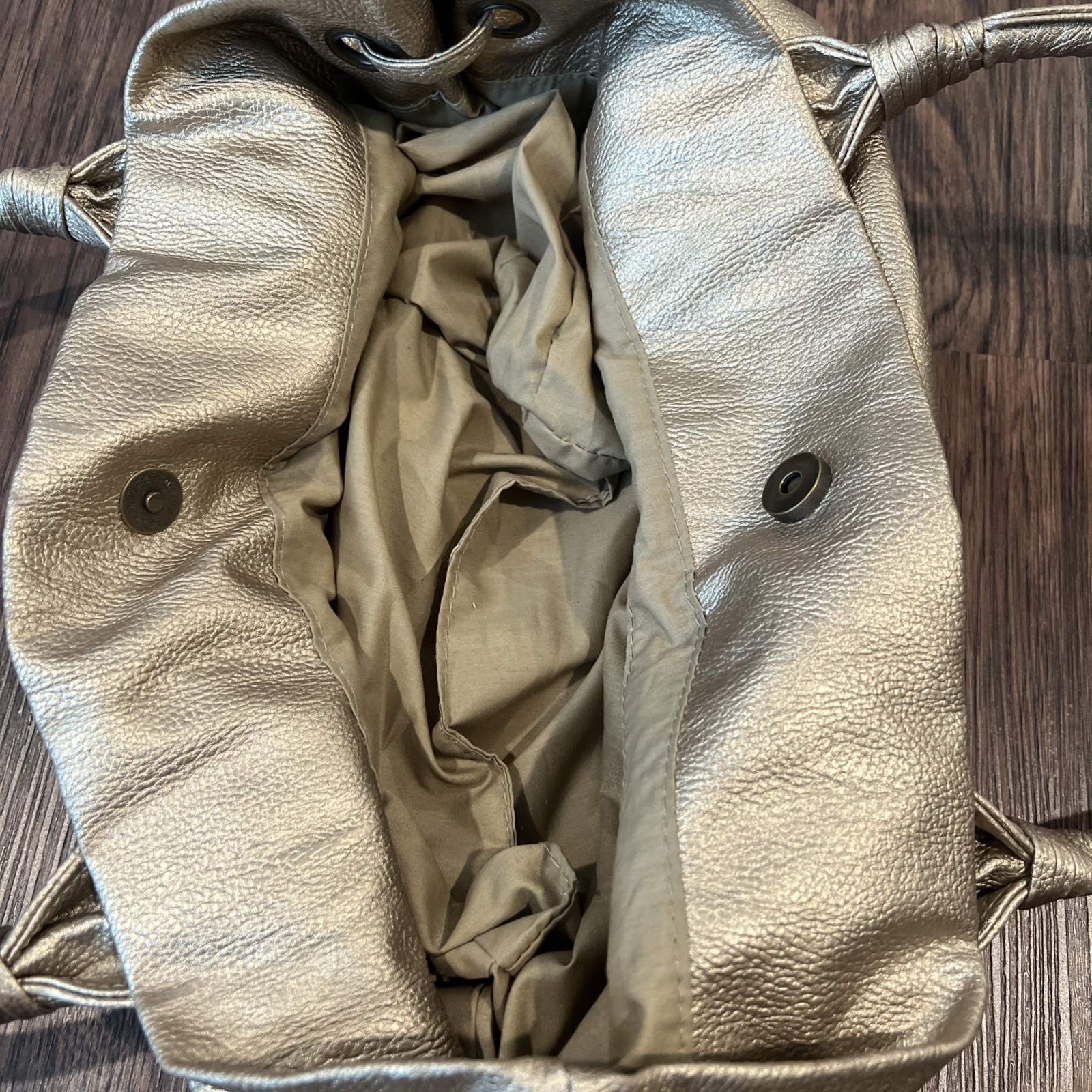 Roxy Handbag Handbag Purse Polyurethane 100% In Gold Snap
