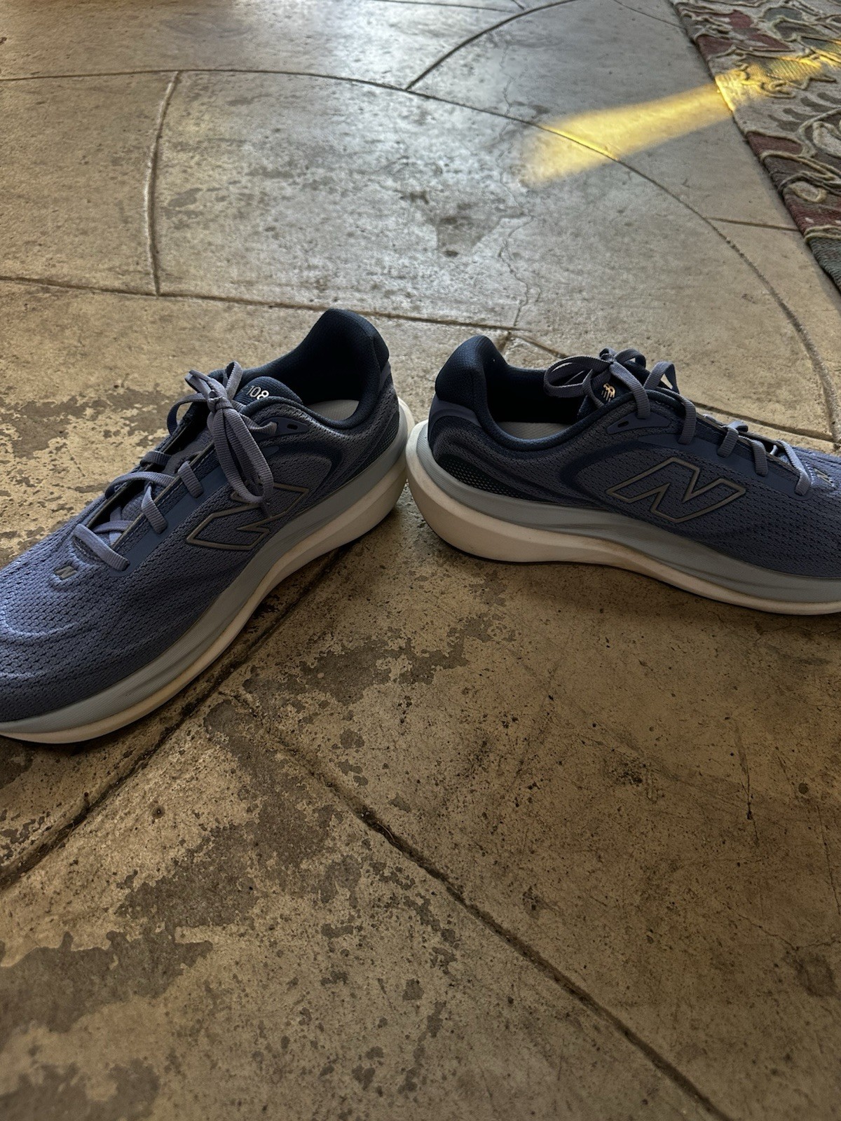 New Balance 1080 v15 Men’s Low Top Lace Up Running Sneakers Blue Mesh Rubber