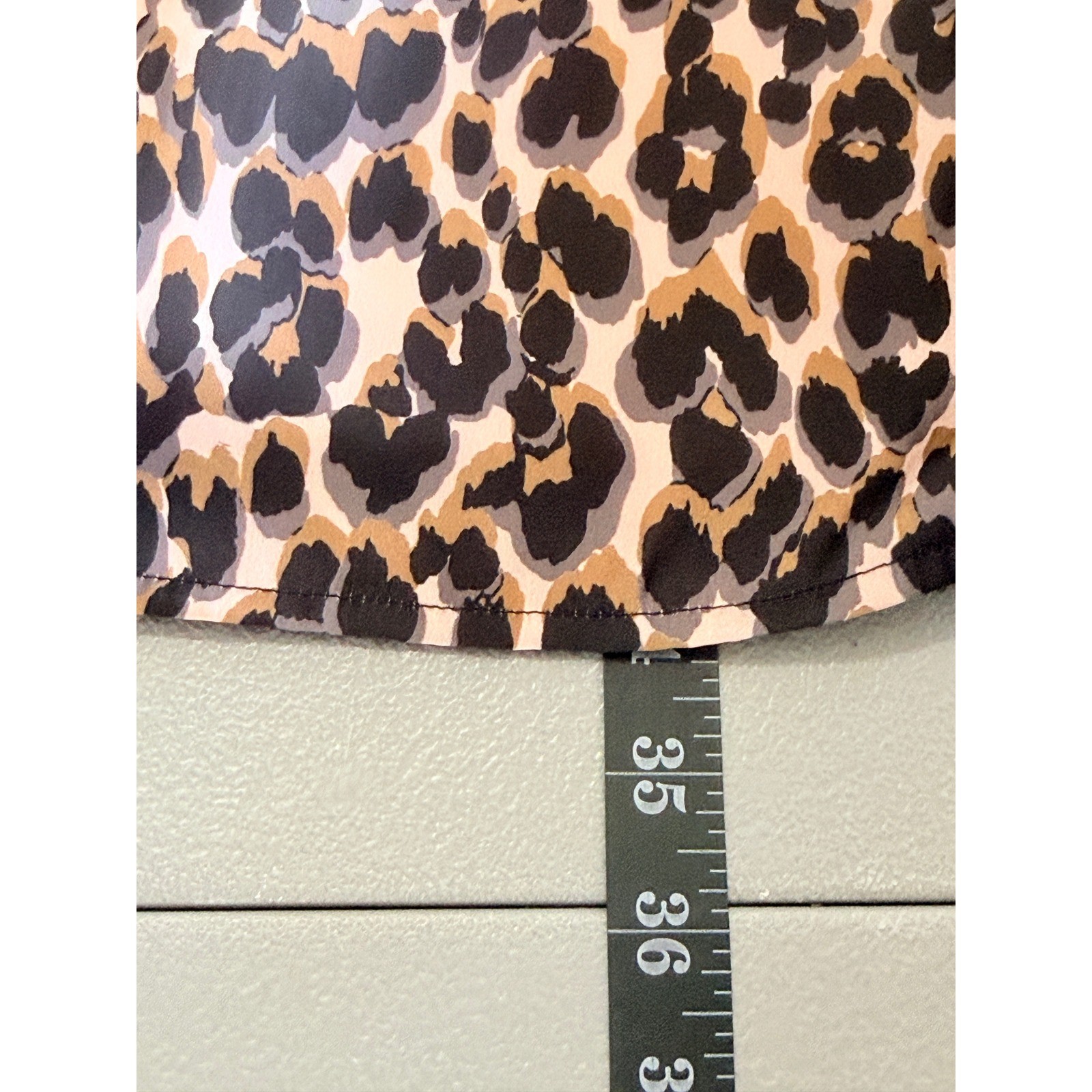 PAIGE Delfina Leopard Print Midi Slip Skirt Womens Sz 10 chic office feminine
