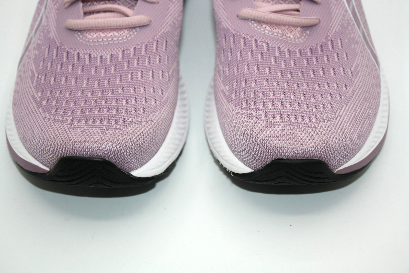 ASICS Gel Excite 9 Womens Training Shoes Size 8.5 Purple / White