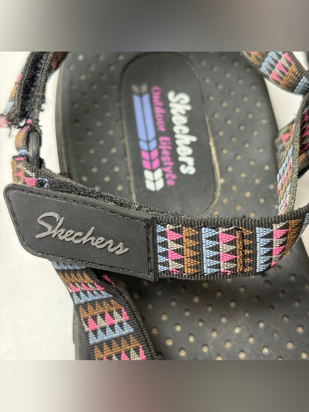 SKECHERS Women’s Reggae Redemption Sandals, Size 8.5
