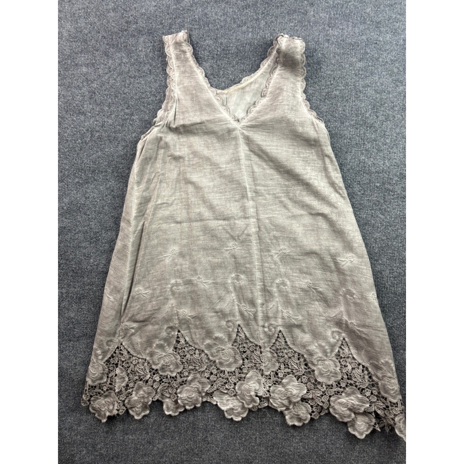 Sea Gypsies Mini Dress Womens Medium Grey Cotton Lace Trim Boho Embroidered
