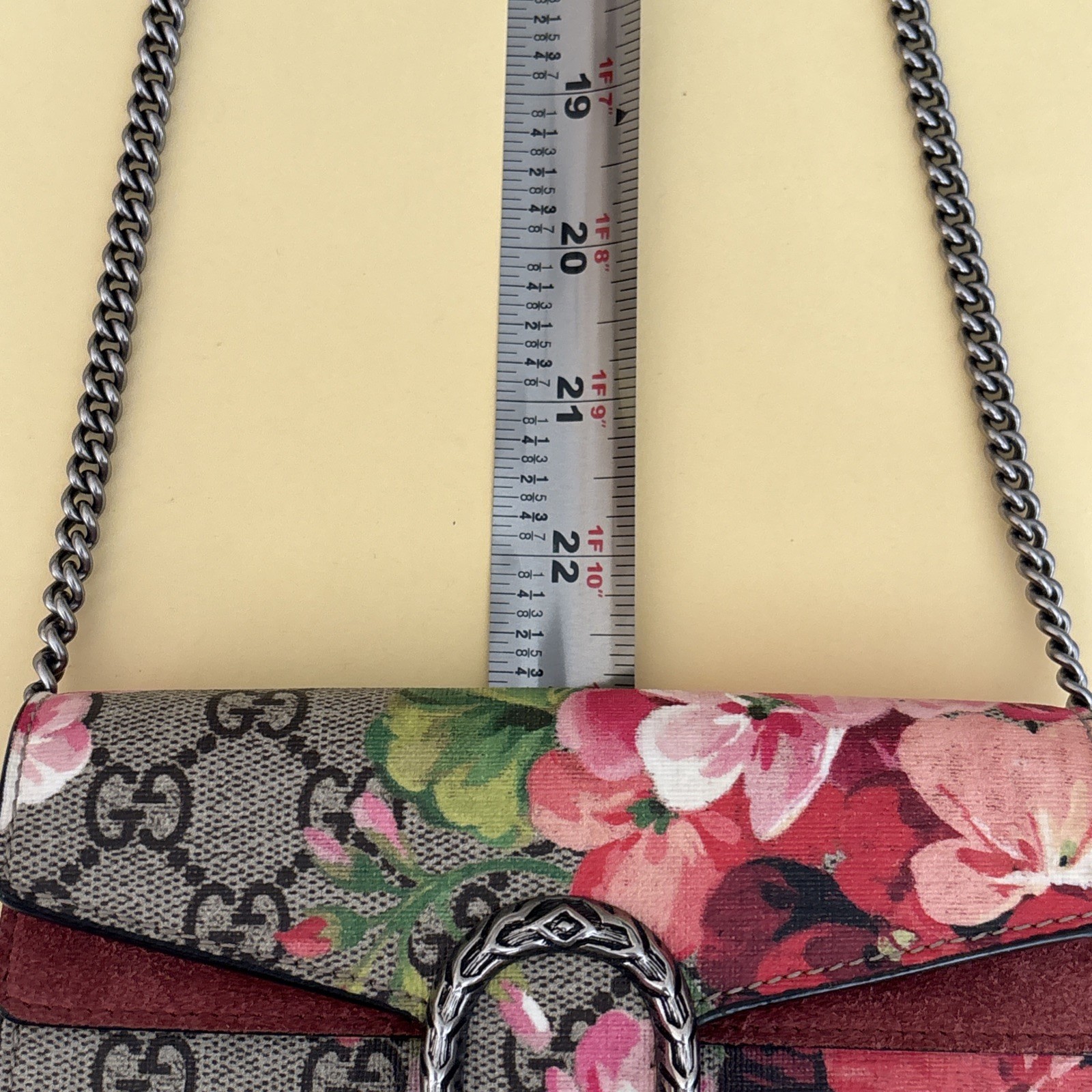 Gucci GG Supreme Monogram Blooms Mini Dionysus Shoulder Bag