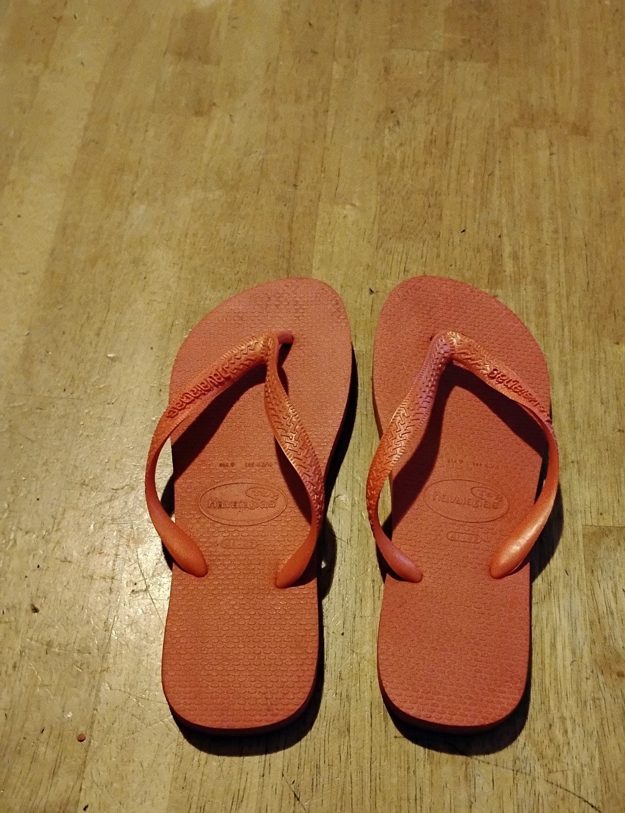 Havaianas Slim Women Flip Flop Sandals USA Size 9 EUR 43 Casual Beach Coral