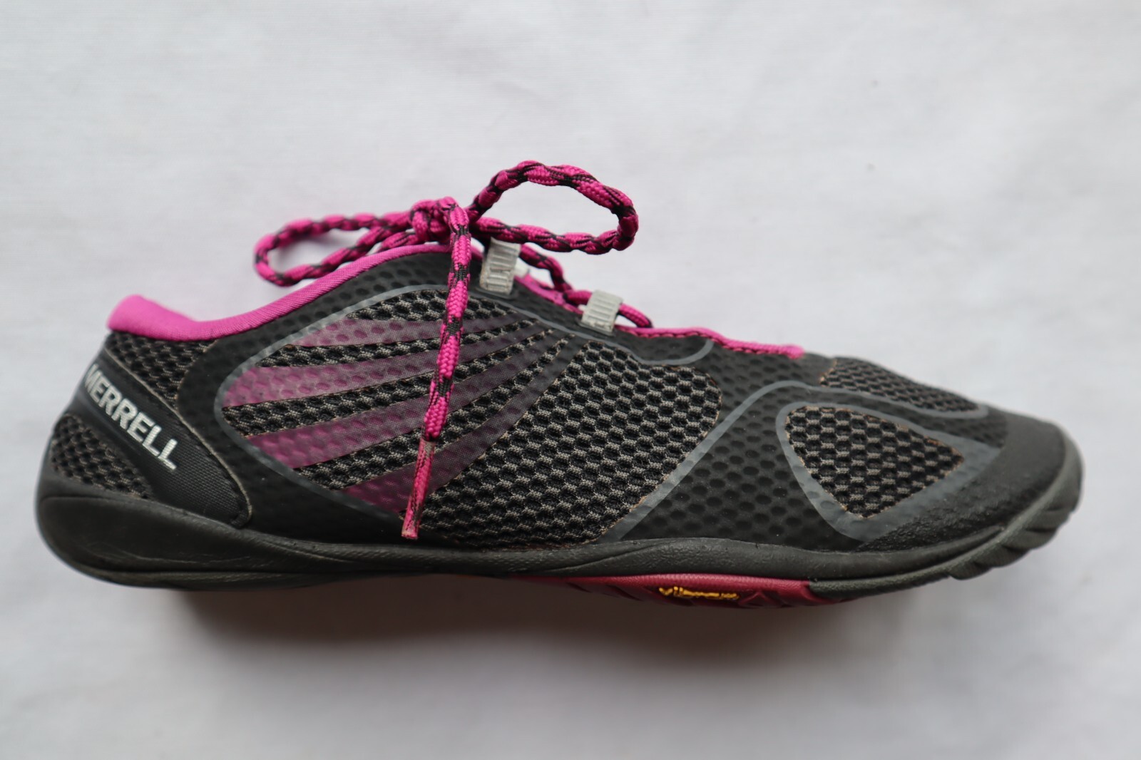 Black & Magenta Synthetic & Mesh MERRELL Pace Glove Laced Trail Running Shoes 9