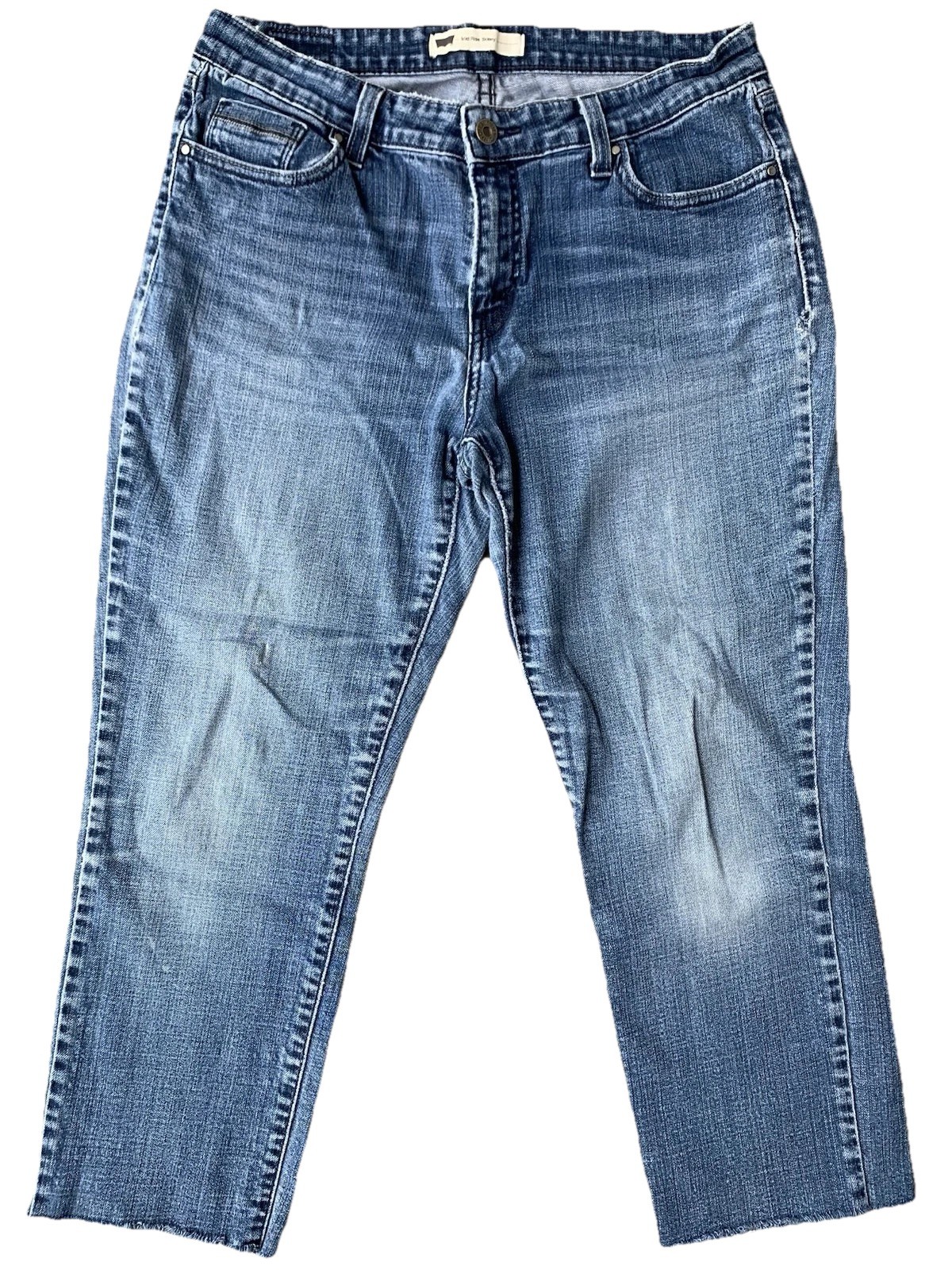 Levi’s Jeans Mid rise Skinny women’s tag size 12M 31in. x 23 1/2in. Inseam