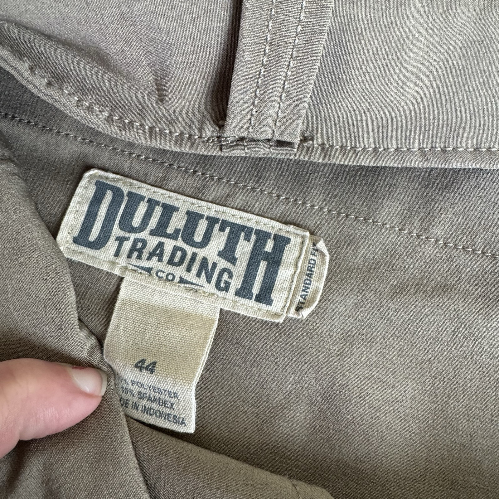 Duluth Trading Shorts Mens Size 44 Polyblend Khaki