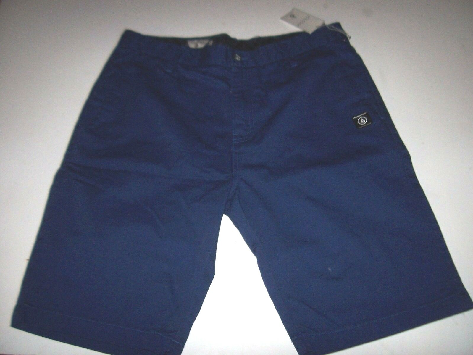 NEW VOLCOM sz 32 khaki chino walk skate shorts VMONTY modern fit blue