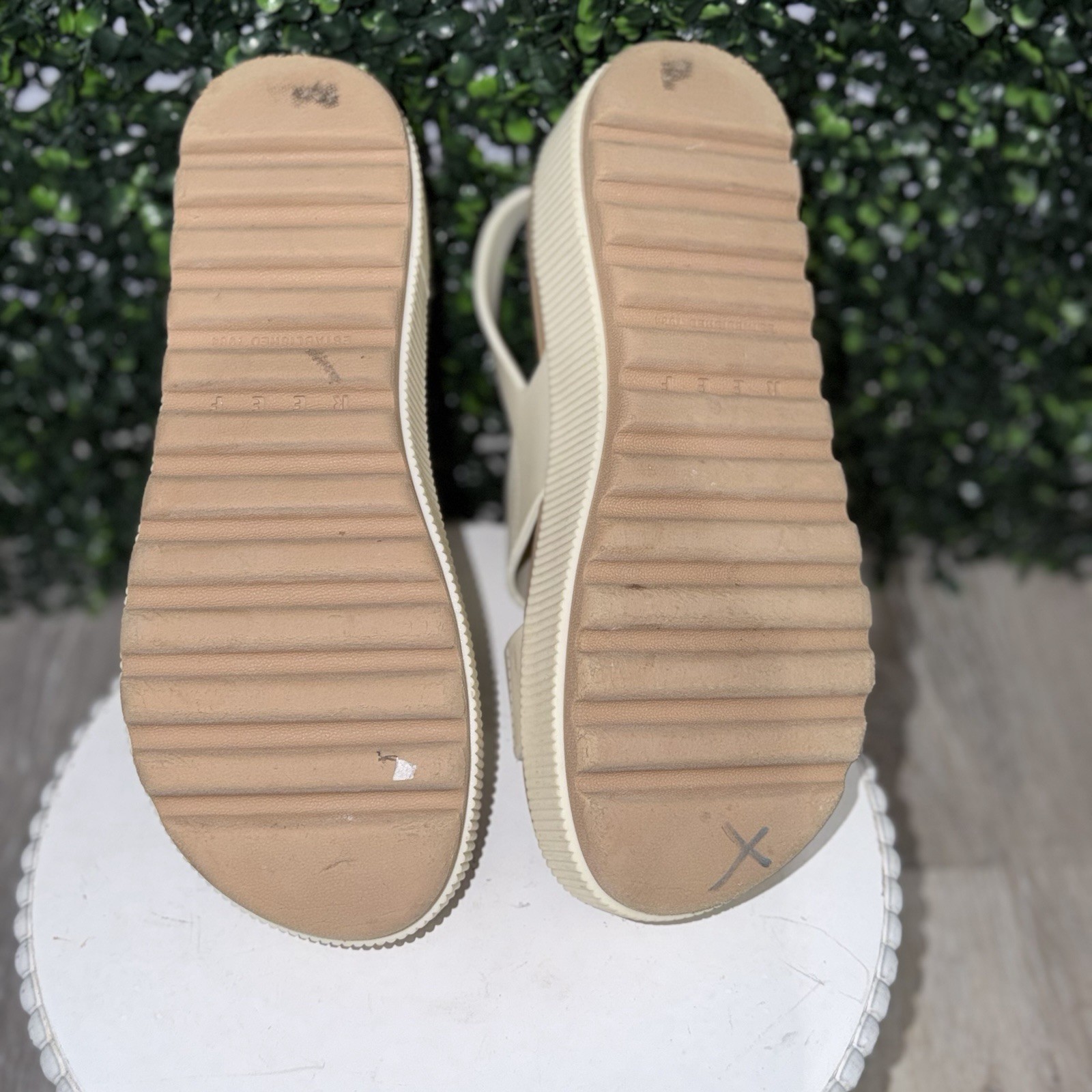 Reef Water Vista Higher Sandals Women’s Size 10