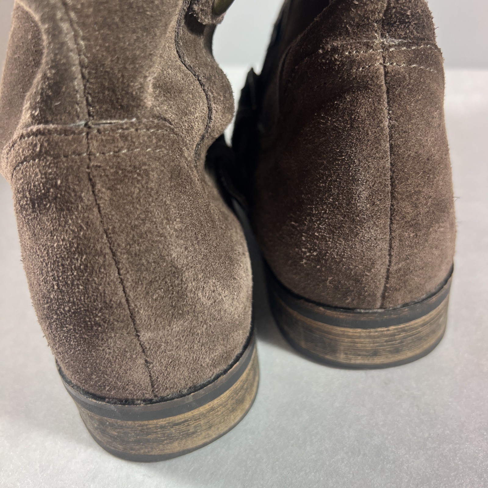 Clarks Indigo Brown Suede Boots mid calf Womens size 10