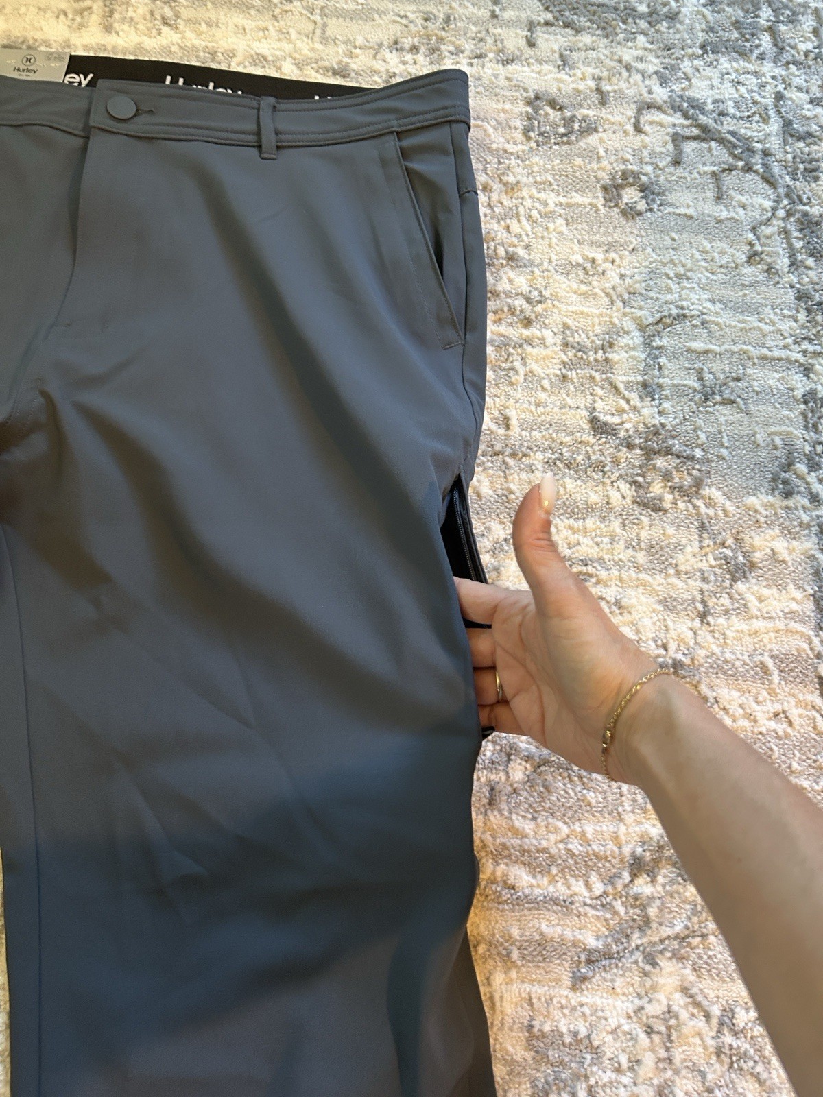 New With Tags Men’s Hurley Water Repellent Pants Size 36×32