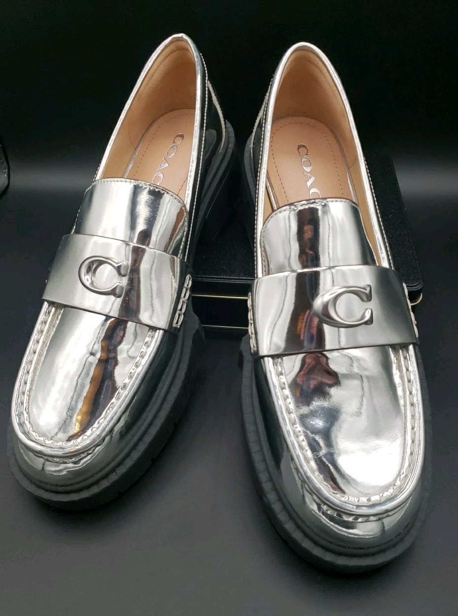 Never Worn COACH Women’s Leah Platform Loafer Flats, size 8, Silver, Mirror