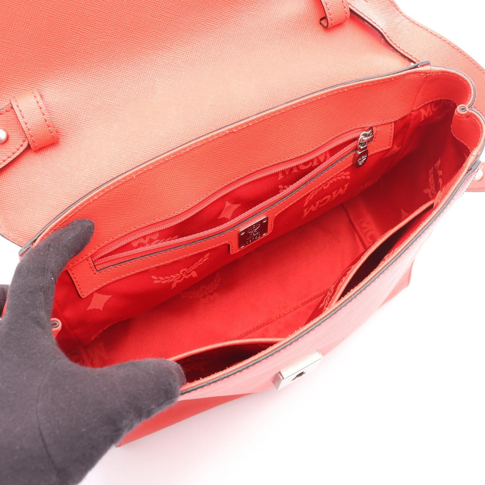 MCM Leather 2way Handbag – DUTY FREE
