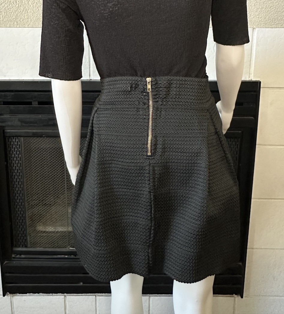 Finesse Black Mini A-line Skirt Size Small Length 17” Zipper Closure