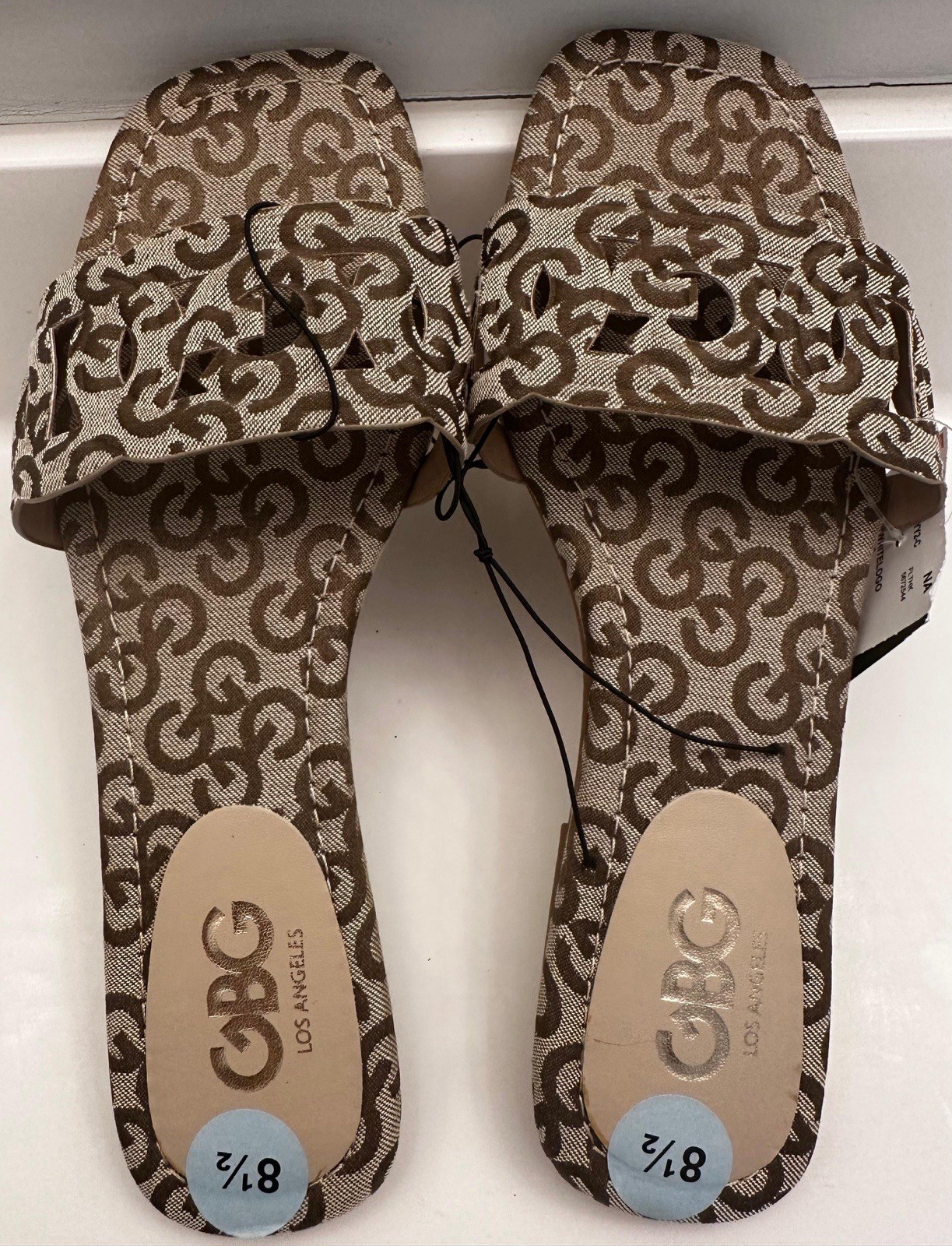 GBG Los Angeles Women’s Brown/Beige Logo Print Slip-On Slide Sandals Size 8.5