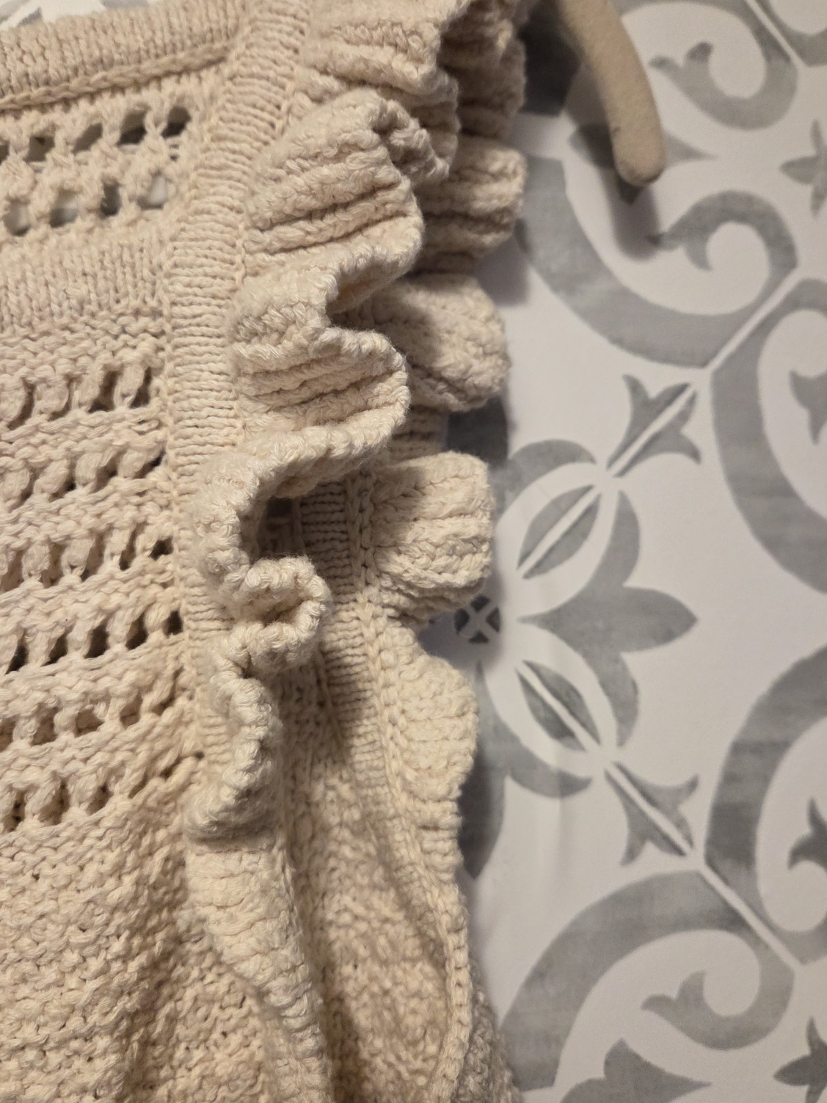 Madewell Size LARGE Ruffle Crochet Sweater Tank Marled Cream Off White Sleeveles