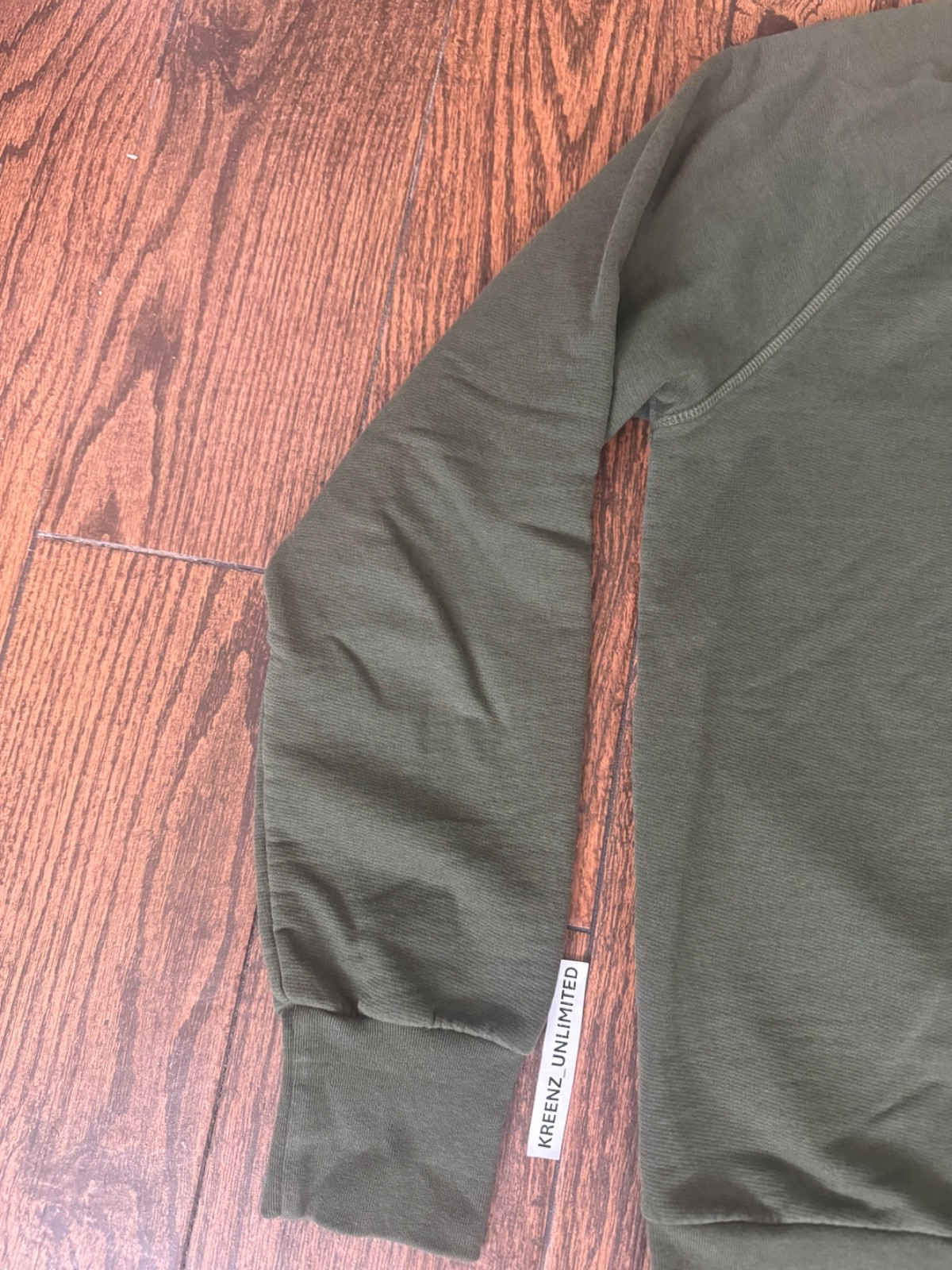 Gustin Garment Washed Pocket Sweatshirt in Green – Made in USA – Size Large