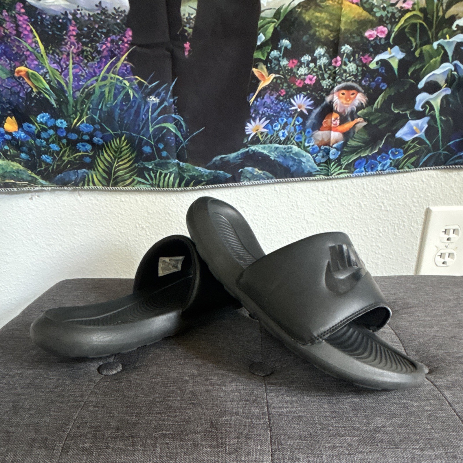Nike Men’s Slide Sandals US 14 Black Slip-On Rubber Upper Logo
