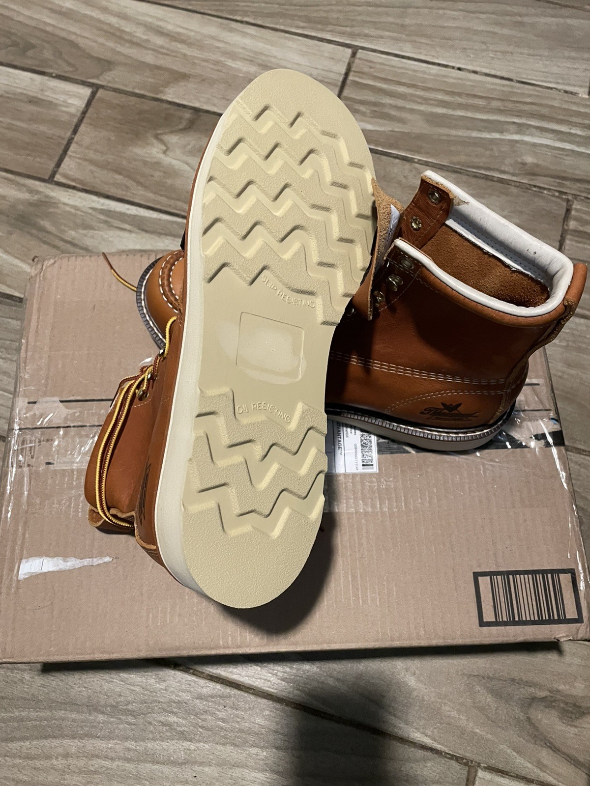 *BRAND NEW* Thorogood 6″ Crazy Horse Soft Toe Work Boots 804-4375 Size 10