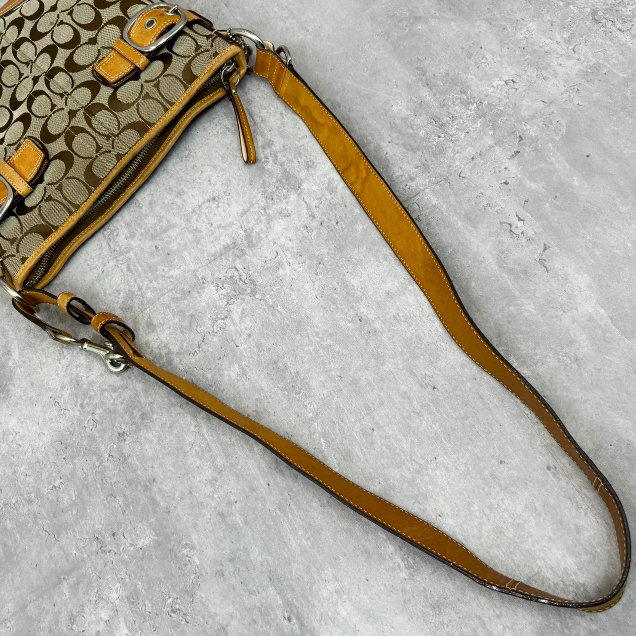 Coach F19682 shoulder bag signature canvas leather Brown Authentic From JAPAN