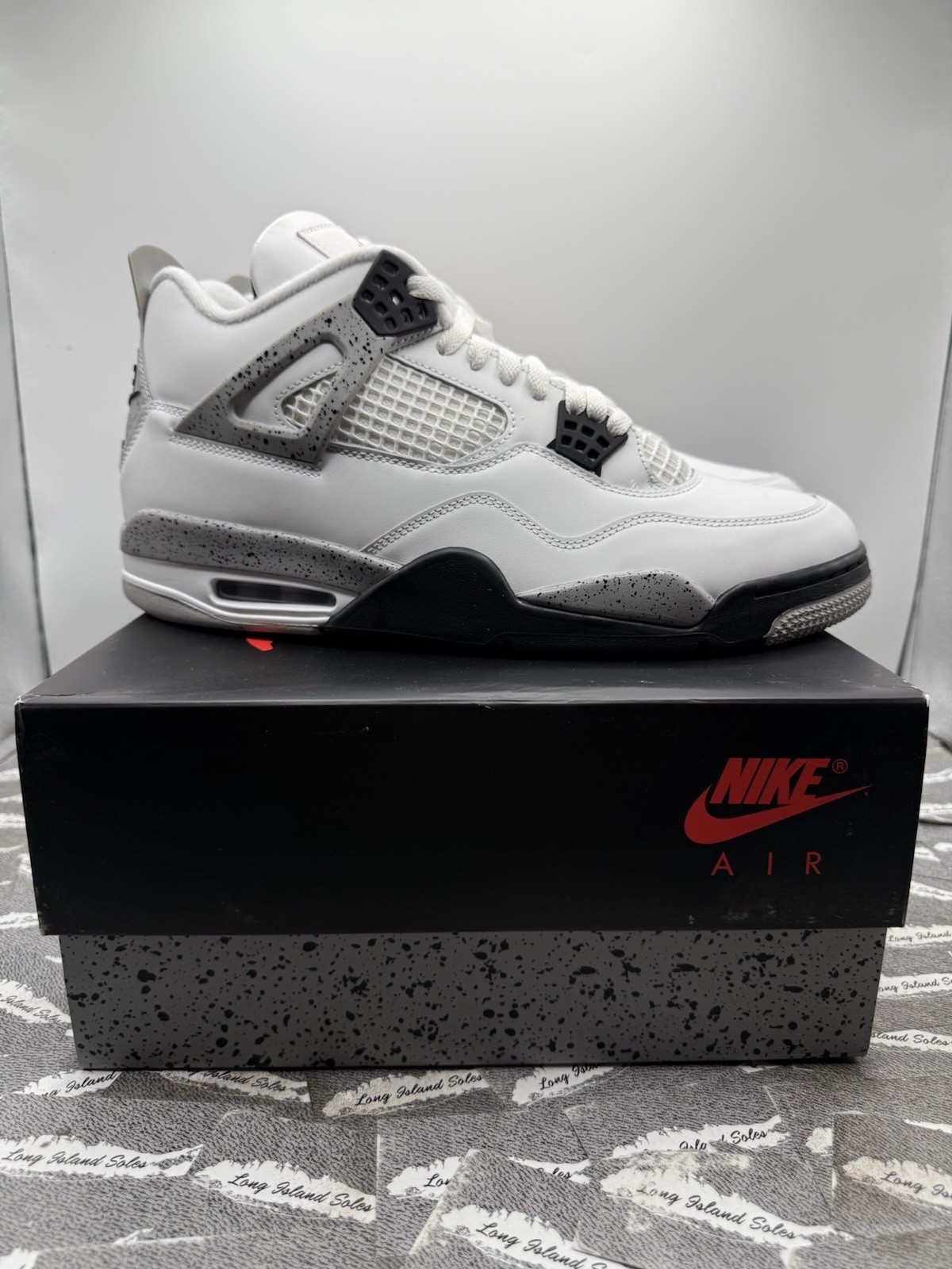 Air Jordan 4 Retro OG 2025 White Cement FV5029-100 Men’s Size Grey Black New