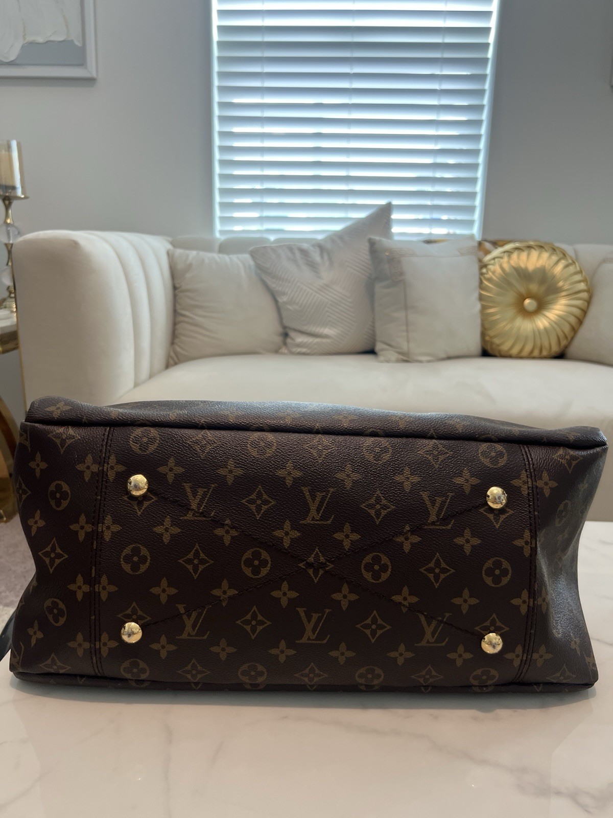 LOUIS VUITTON Artsy MM Bag | Monogram Canvas | Shoulder Bag | 100% Authentic