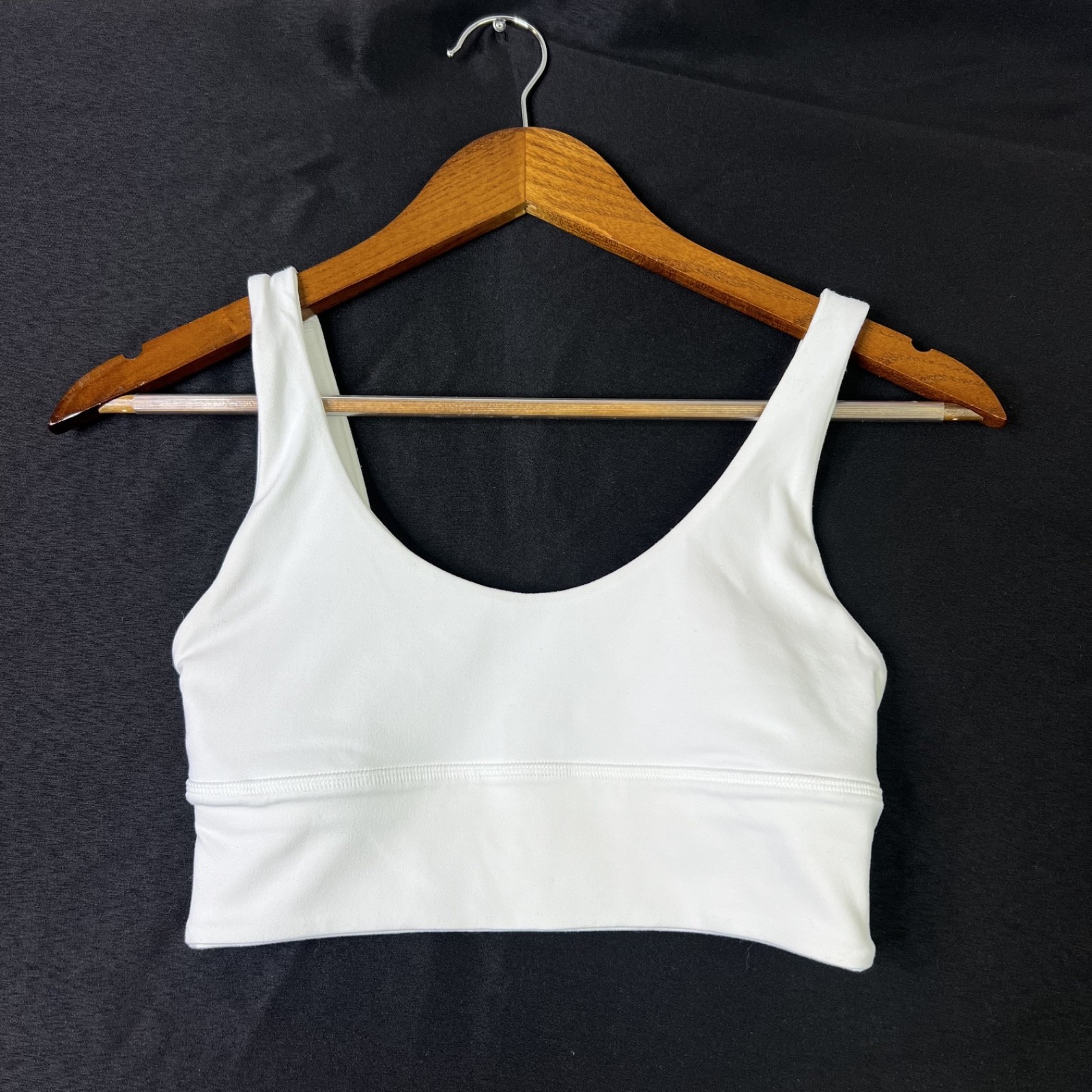 Lululemon Align V-Neck Bra *Light Support Sports Running White A/B Cup Size 4