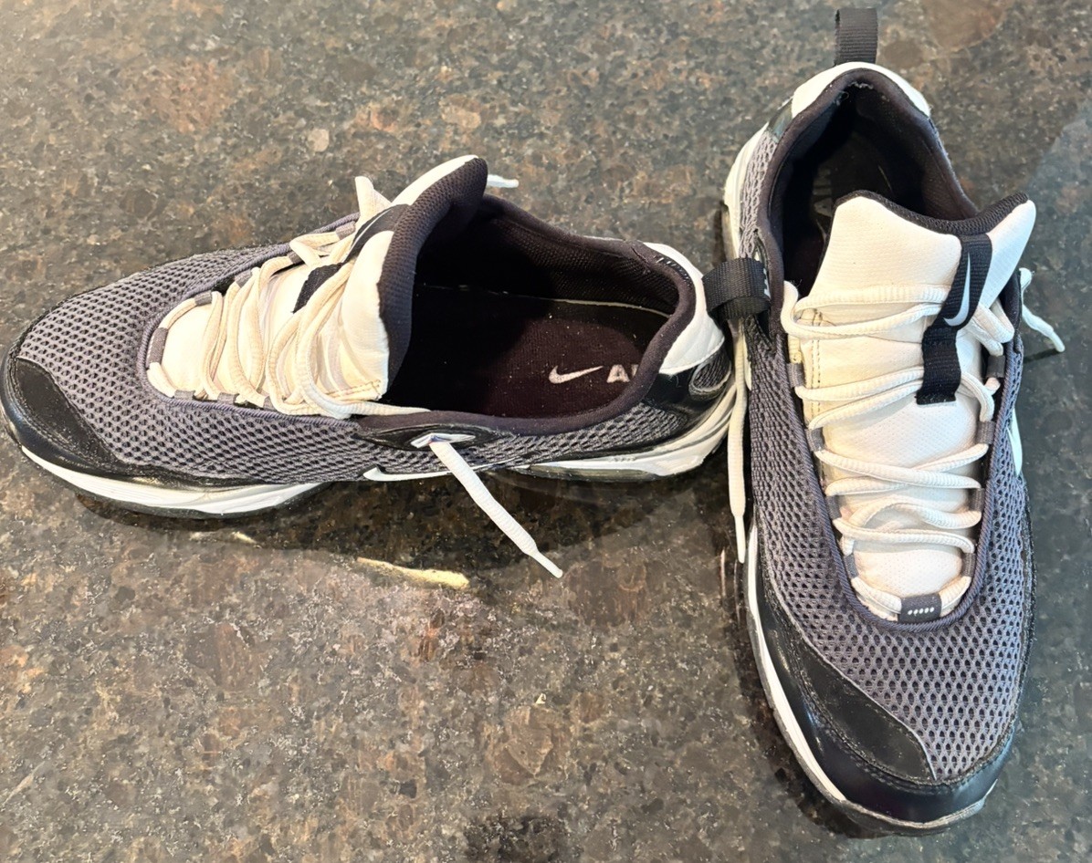 Nike Air MVP Running Cross Training Shoe Men’s Size 10.5 EU44.5 (336518-011)