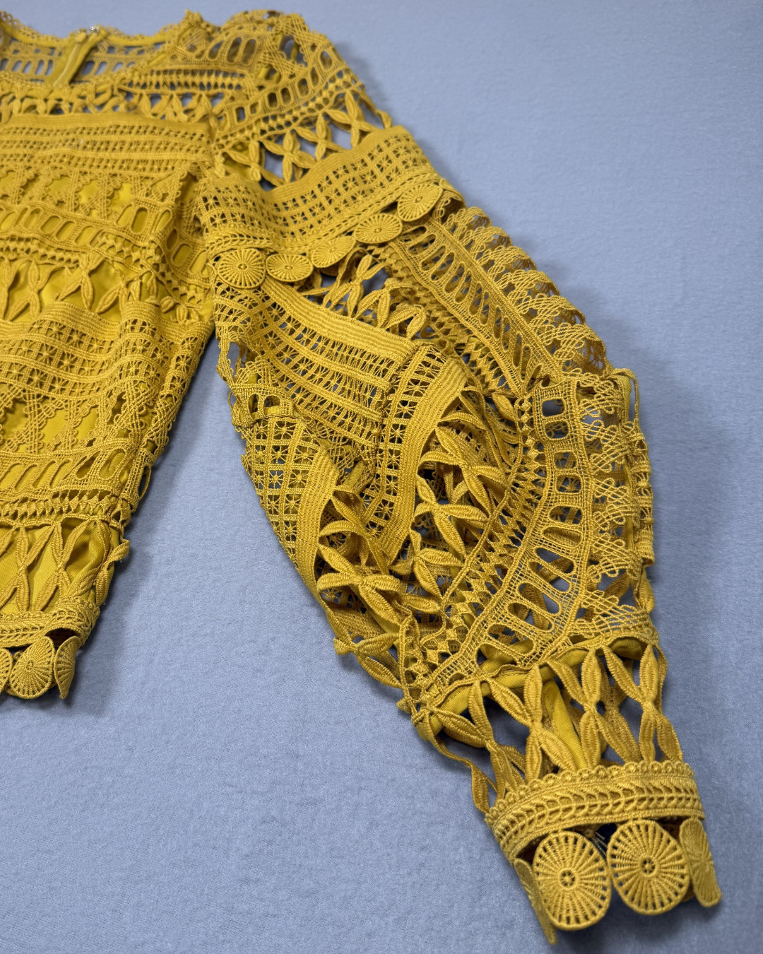 A. Moss Womens Medium Mustard Lace Crochet Blouse Long Sleeve Boho Top Lined
