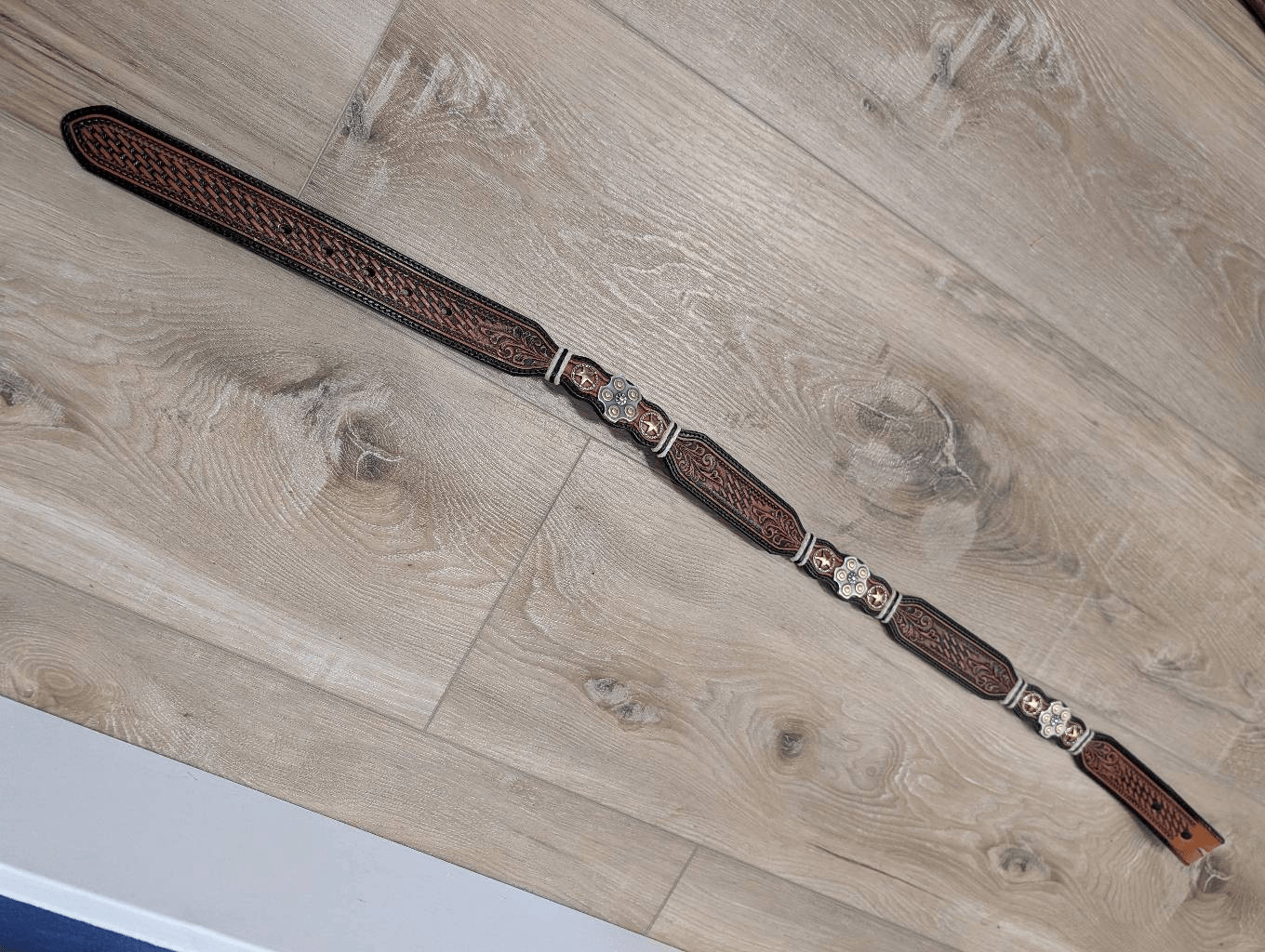 Silver Creek Tooled Leather Belt Western Sheriff Star Revolver Concho Sz 34