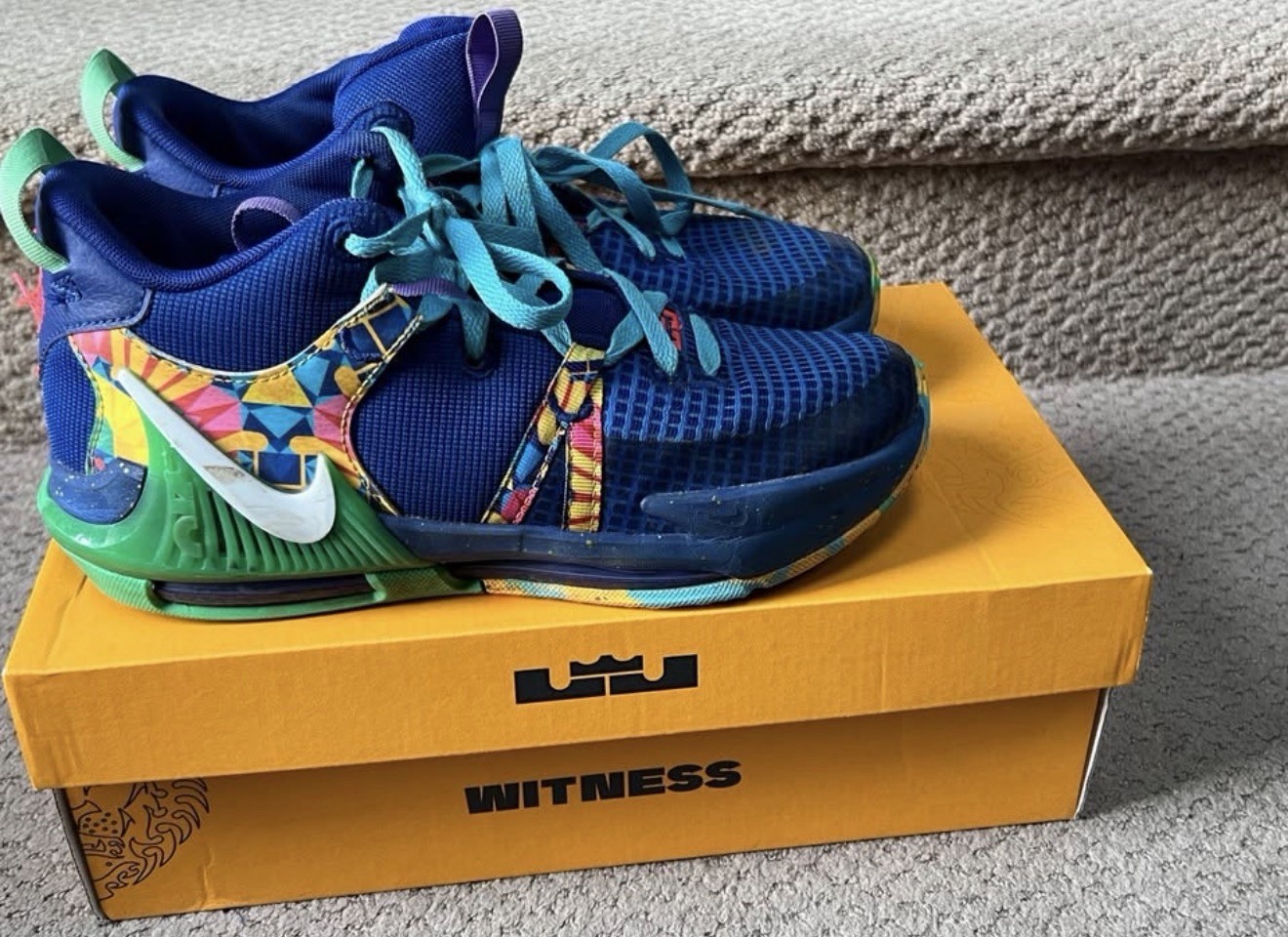 LeBron Witness VII size 7
