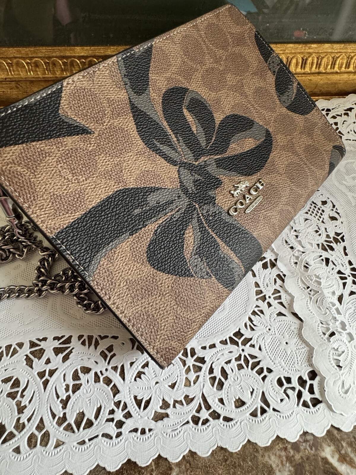 NWT COACH Slim Crossbody Bag in Signature Canvas & Leather With Bow Print Multi