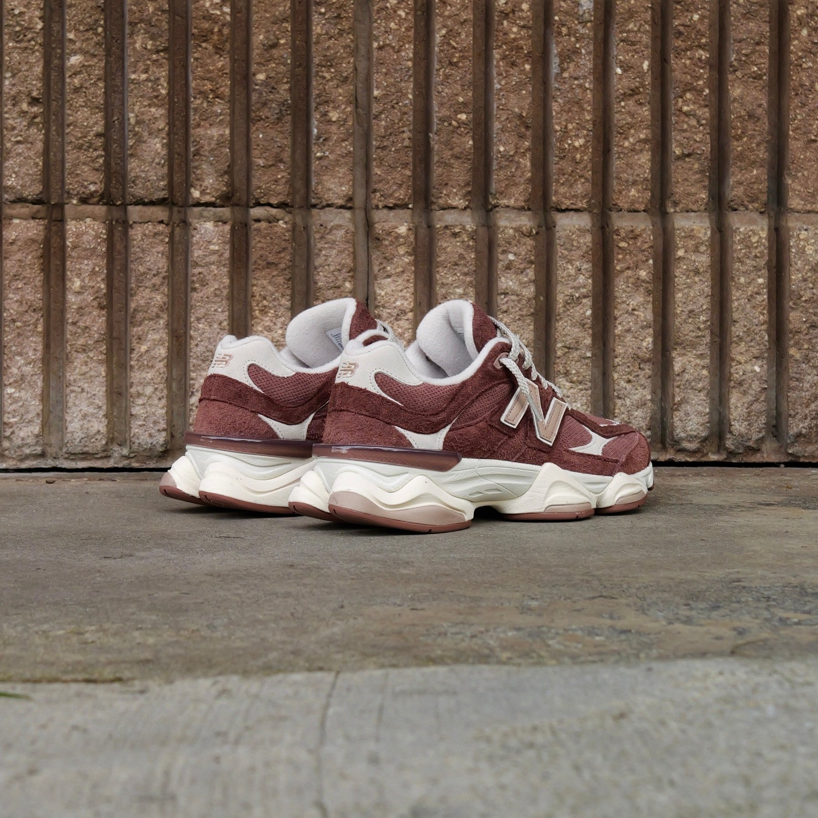 New Balance 9060 Rich Oak U9060CCC Men’s Size New