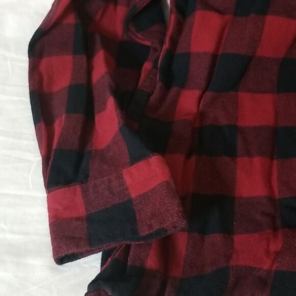 Hobbs Creek Red and Black Buffalo Plaid Shirt Size S