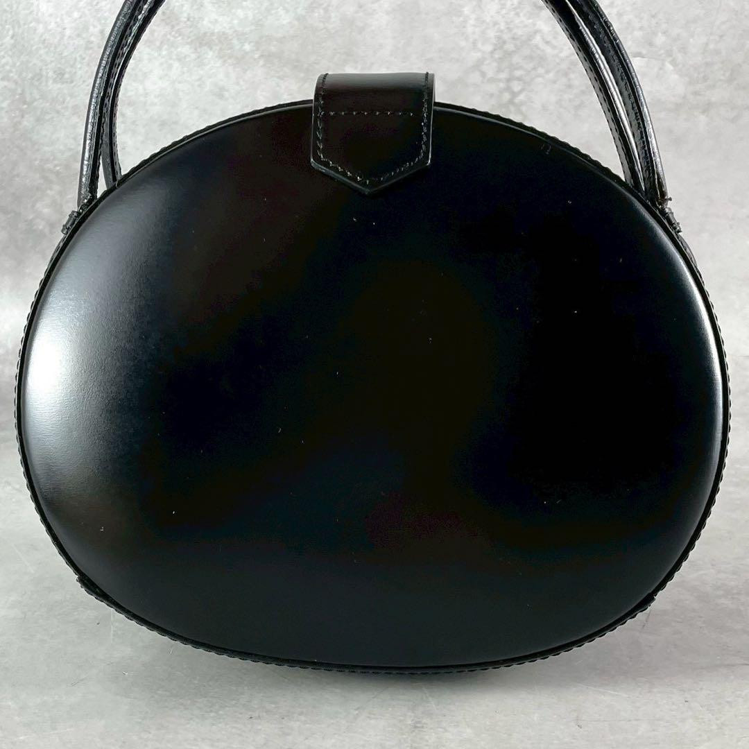 Loewe Vintage Round Shoulder Bag Black Calf Leather Classic Style