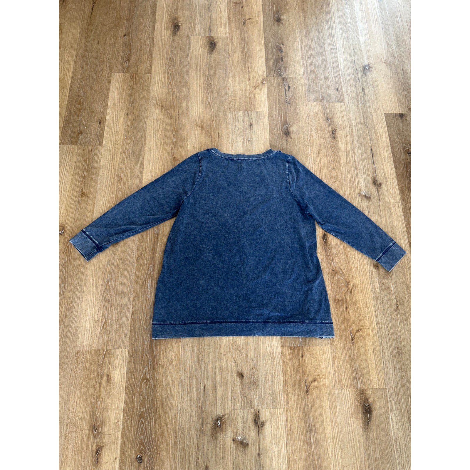 Soft Surroundings Tunic Top Womens 1X Blue Grommet Side Acid Wash Boho Lagenlook