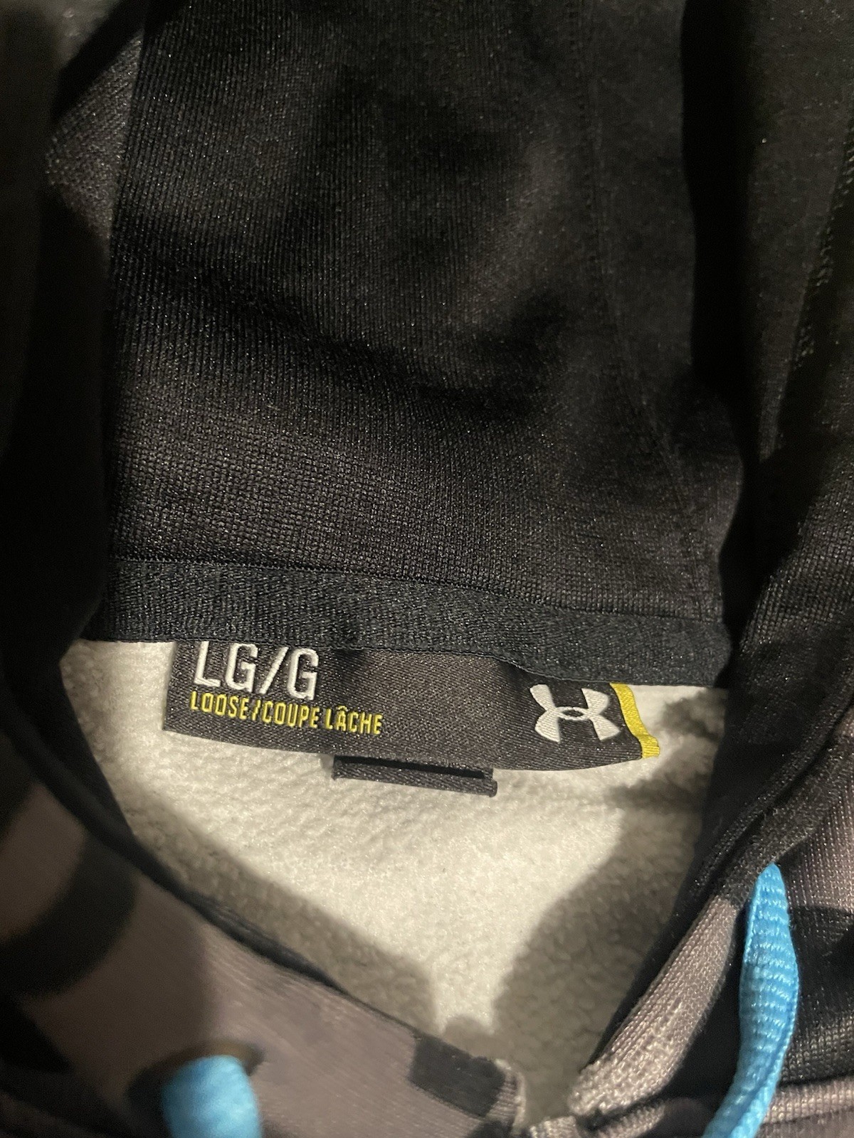 Men’s Large Under Armour Hoodie Black/Gray/Light Blue