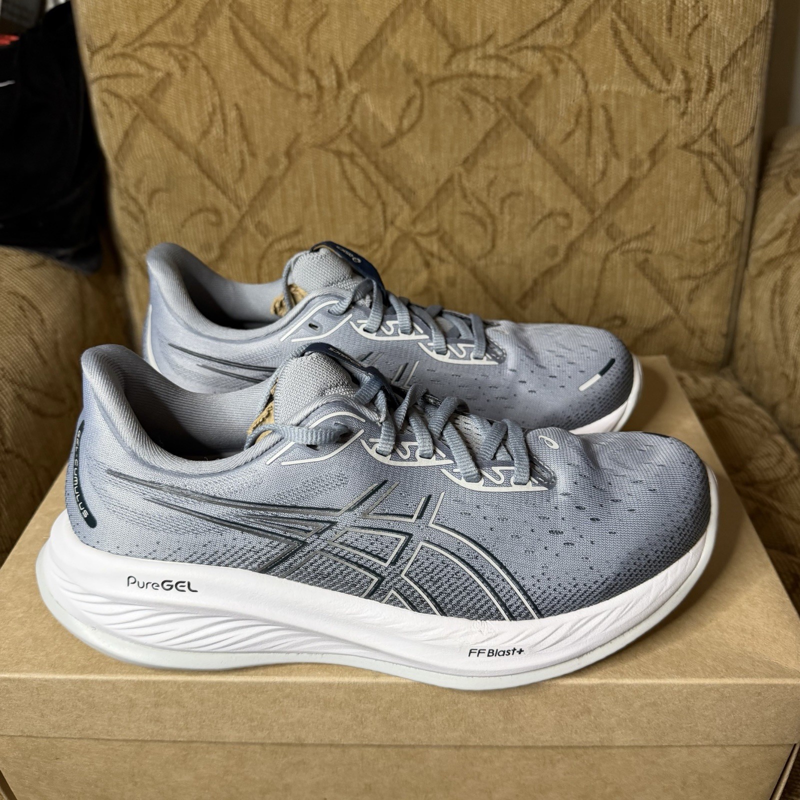Asics Gel Cumulus 26 Men’s Size 8 Sheet Rock / Concrete 1011B792 (No insoles)