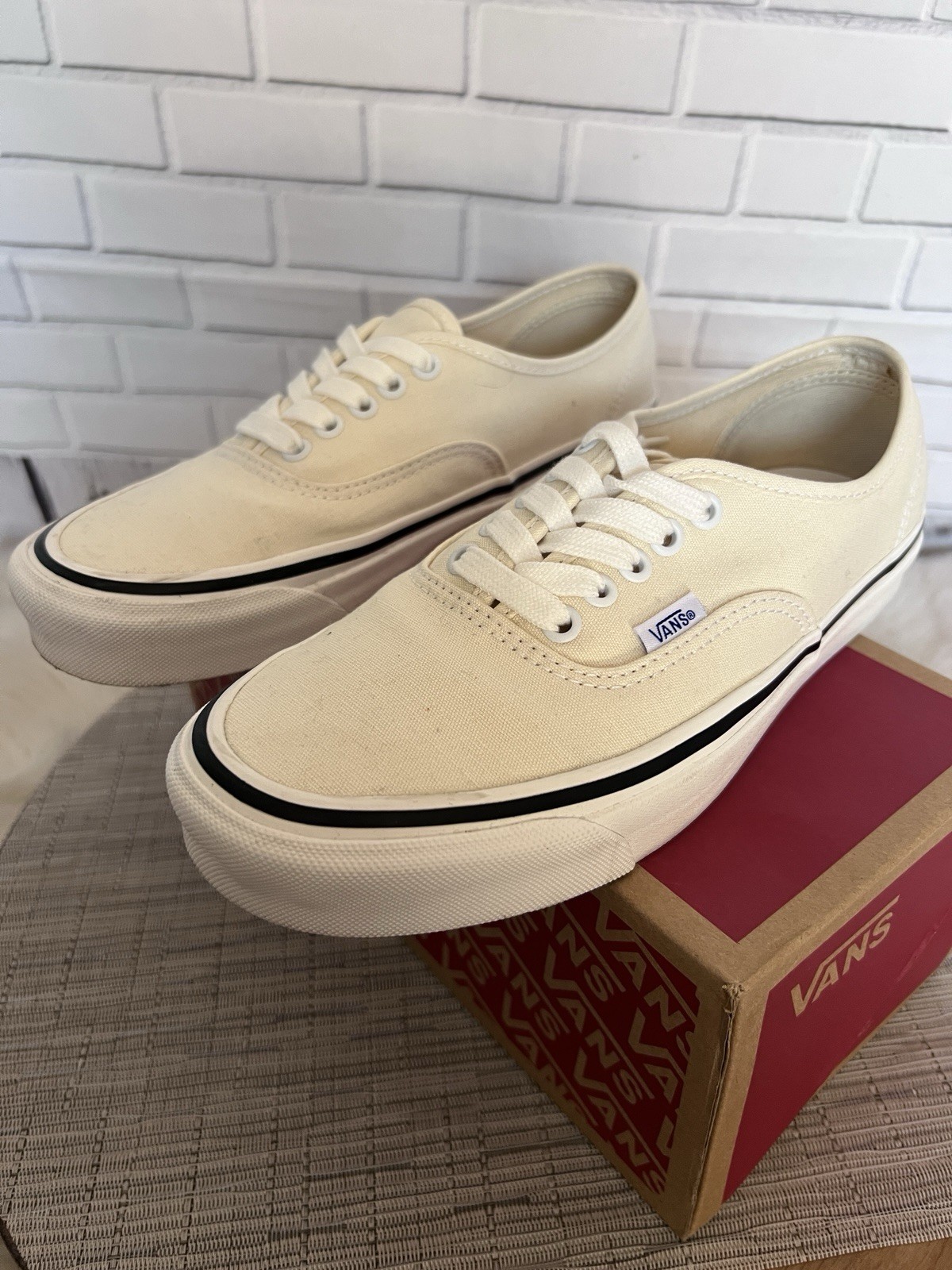 VANS Authentic 44 DX Anaheim Factory Classic White Canvas Mens 8 Womens 9.5 2020