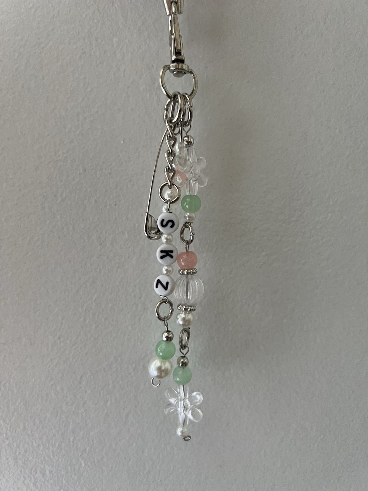 STRAY KIDS SKZ KPOP Pink Green Pearl Silver Floral Keychain Handmaid
