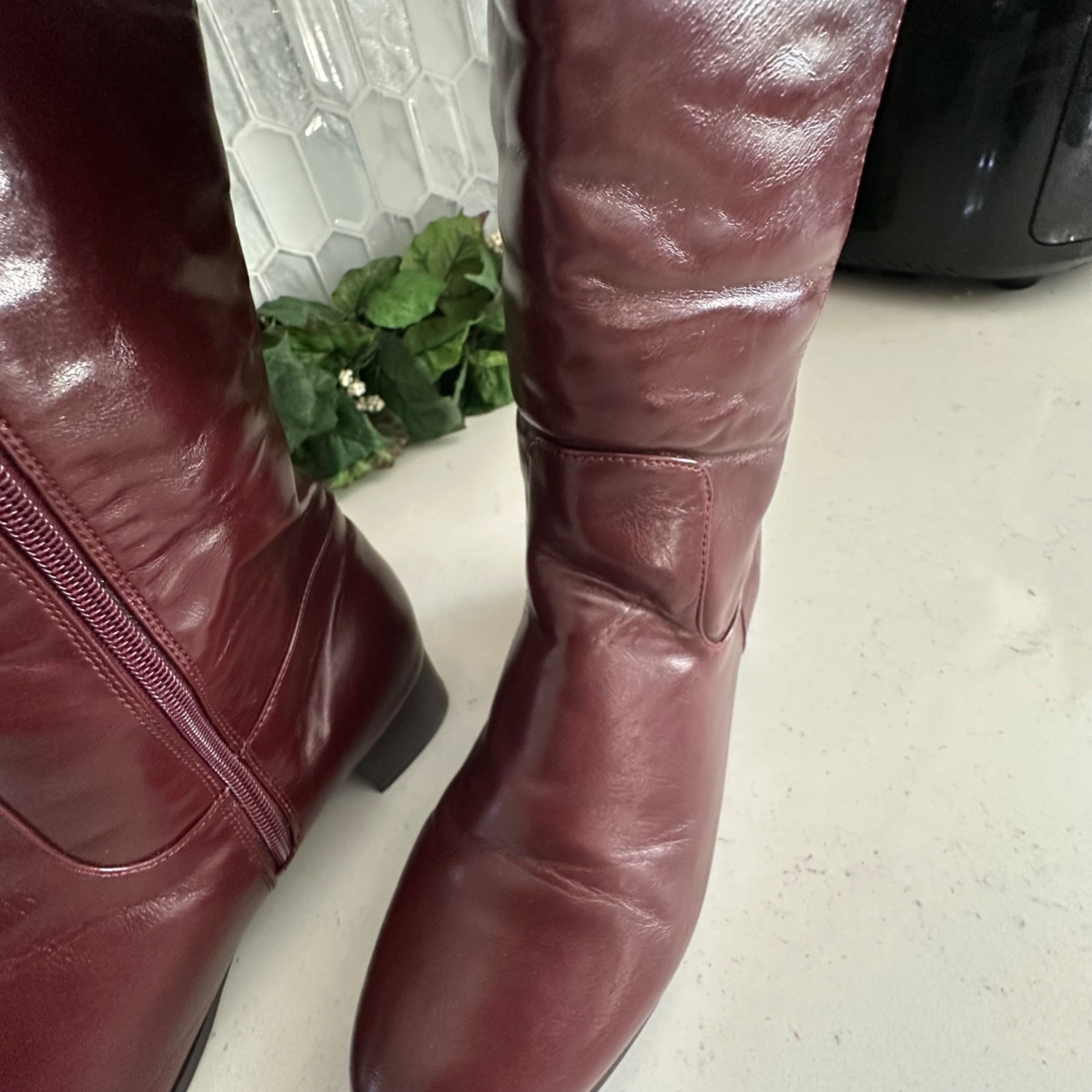 Boston Design Tall Wine Knee-High Boots 95M All Man Made Material