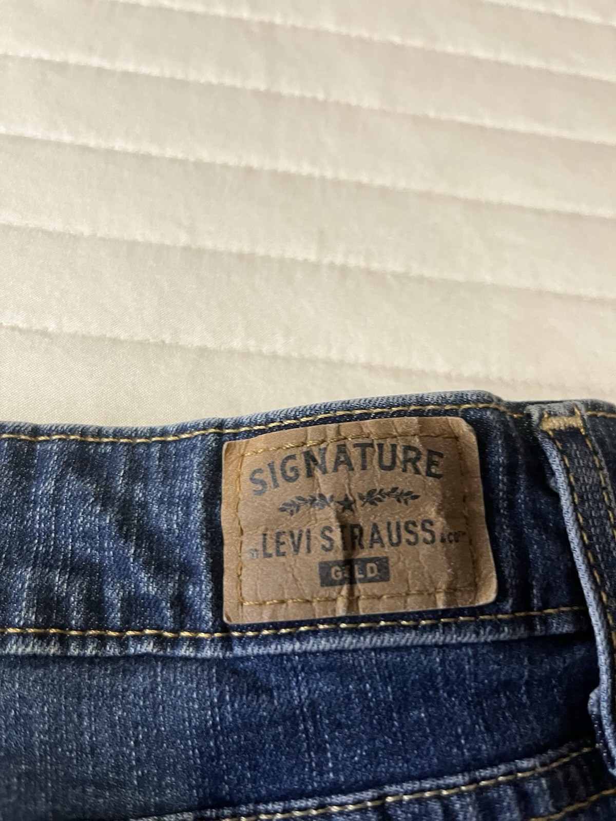 Signature by Levi Strauss & Co. Men’s Blue Dark Wash Distressed Stretch Shorts
