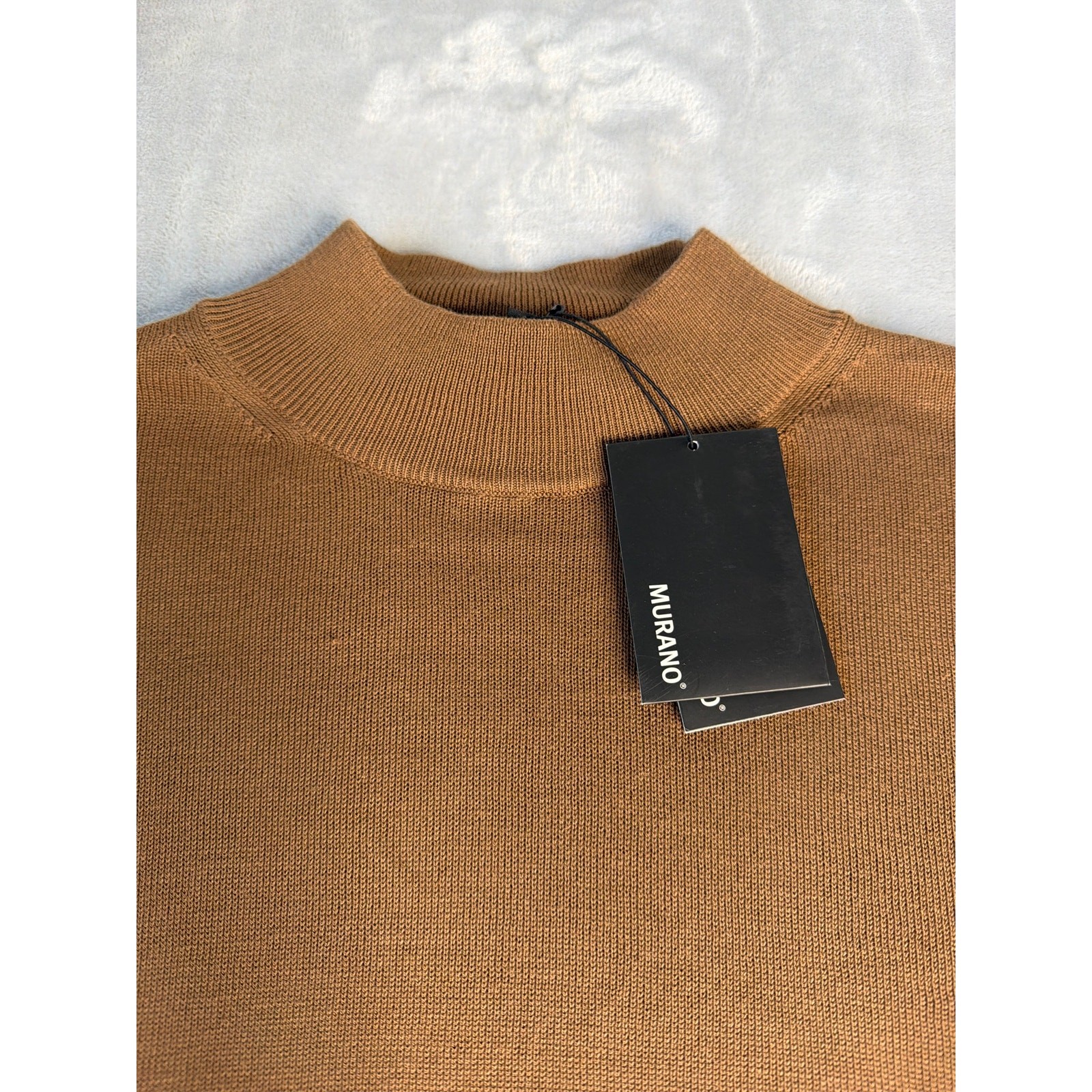 Murano Mens Camel Brown Mock Neck Sweater NWT Size Medium Lightweight Knit